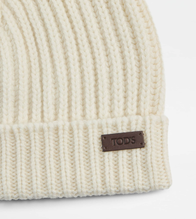BEANIE IN CASHMERE - WHITE 3