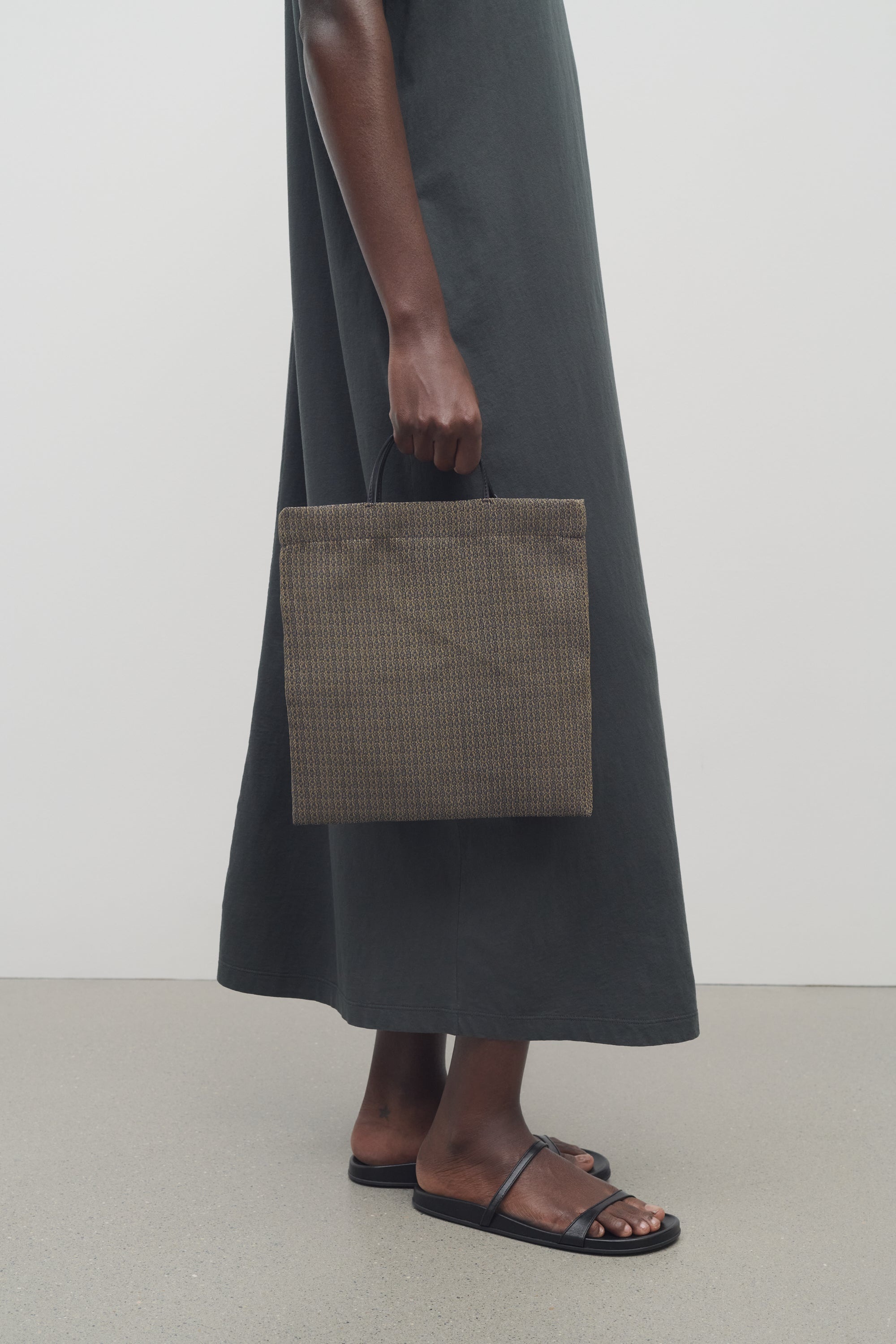 Barn Mini Tote Bag in Mesh - 4