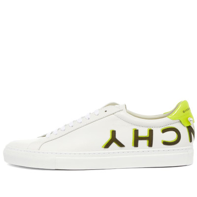 Givenchy Givenchy Reverse Logo Urban Street Low Sneaker outlook