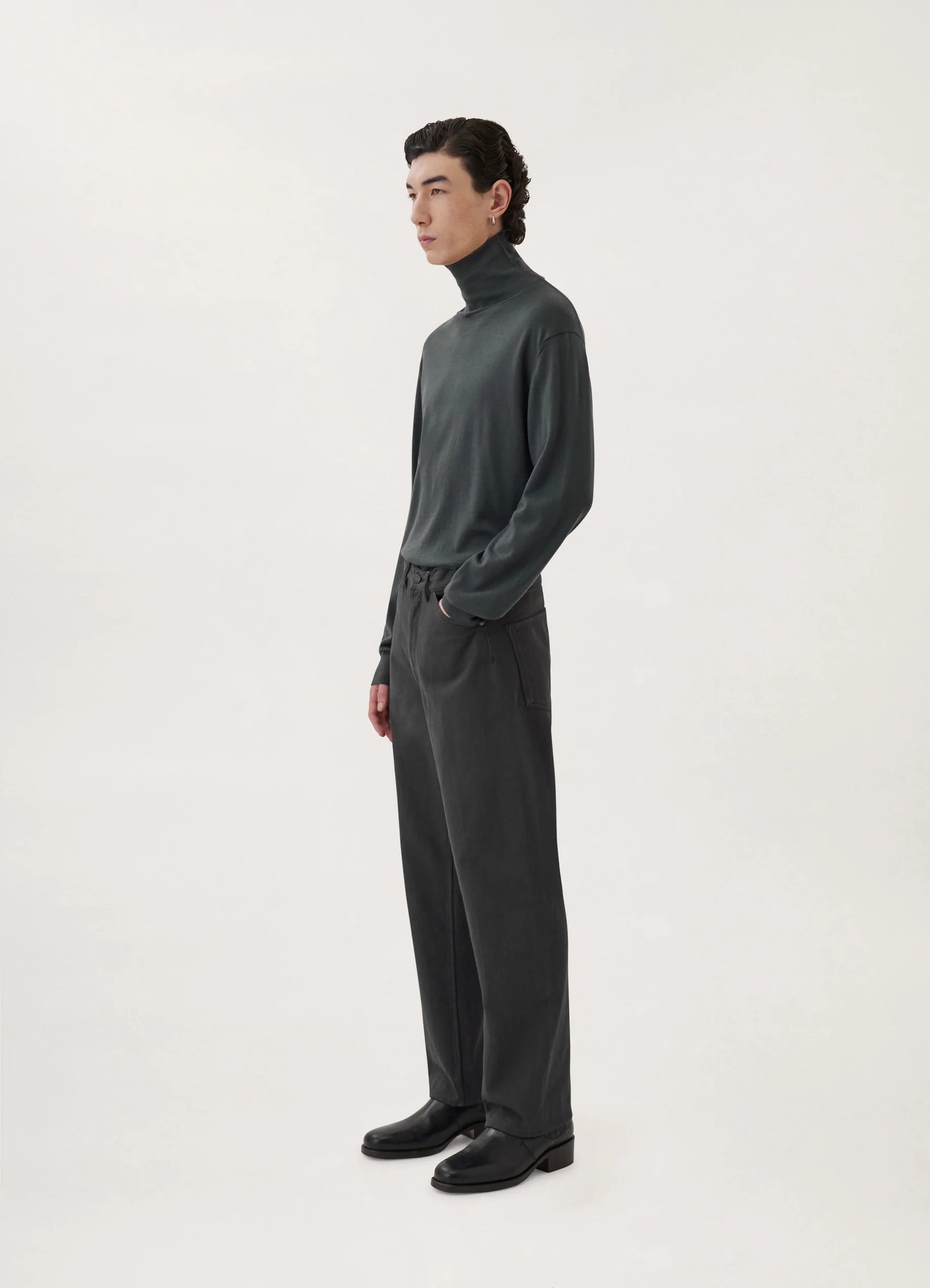 SEAMLESS JEANS
HEAVY GD DENIM - 4