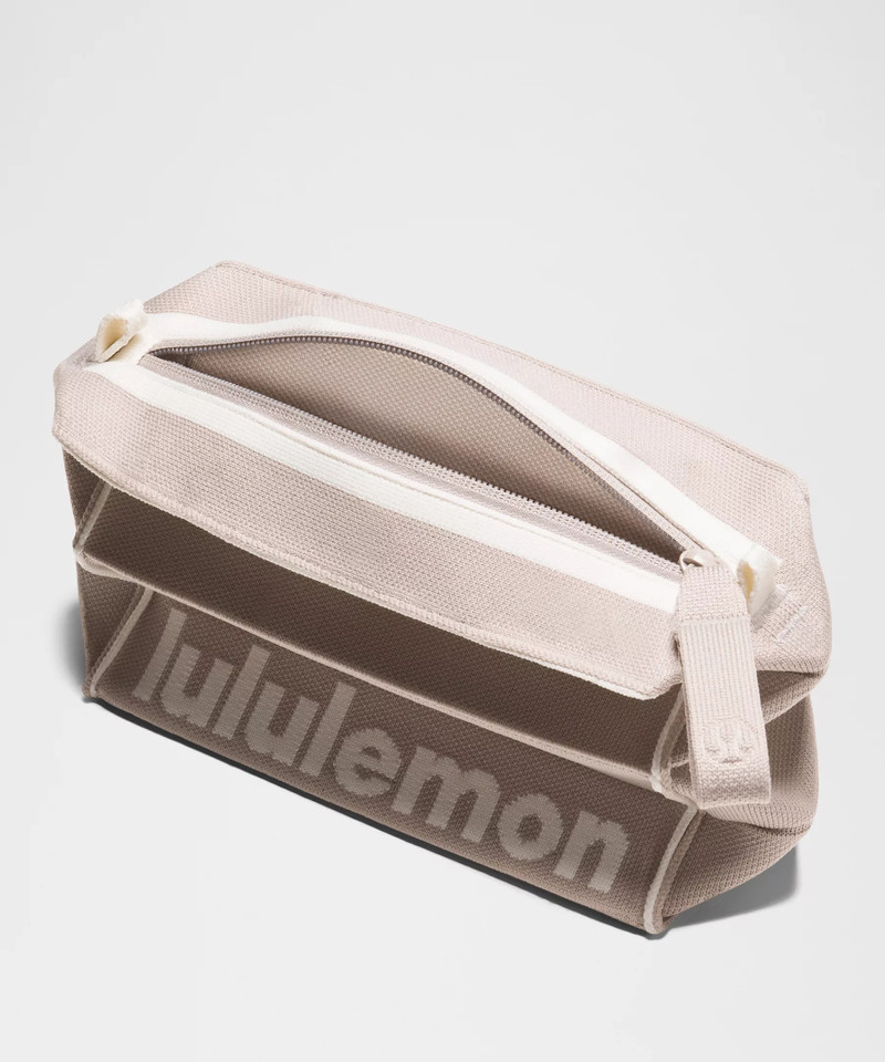 Fold It Hold It Crossbody Bag 3L 4