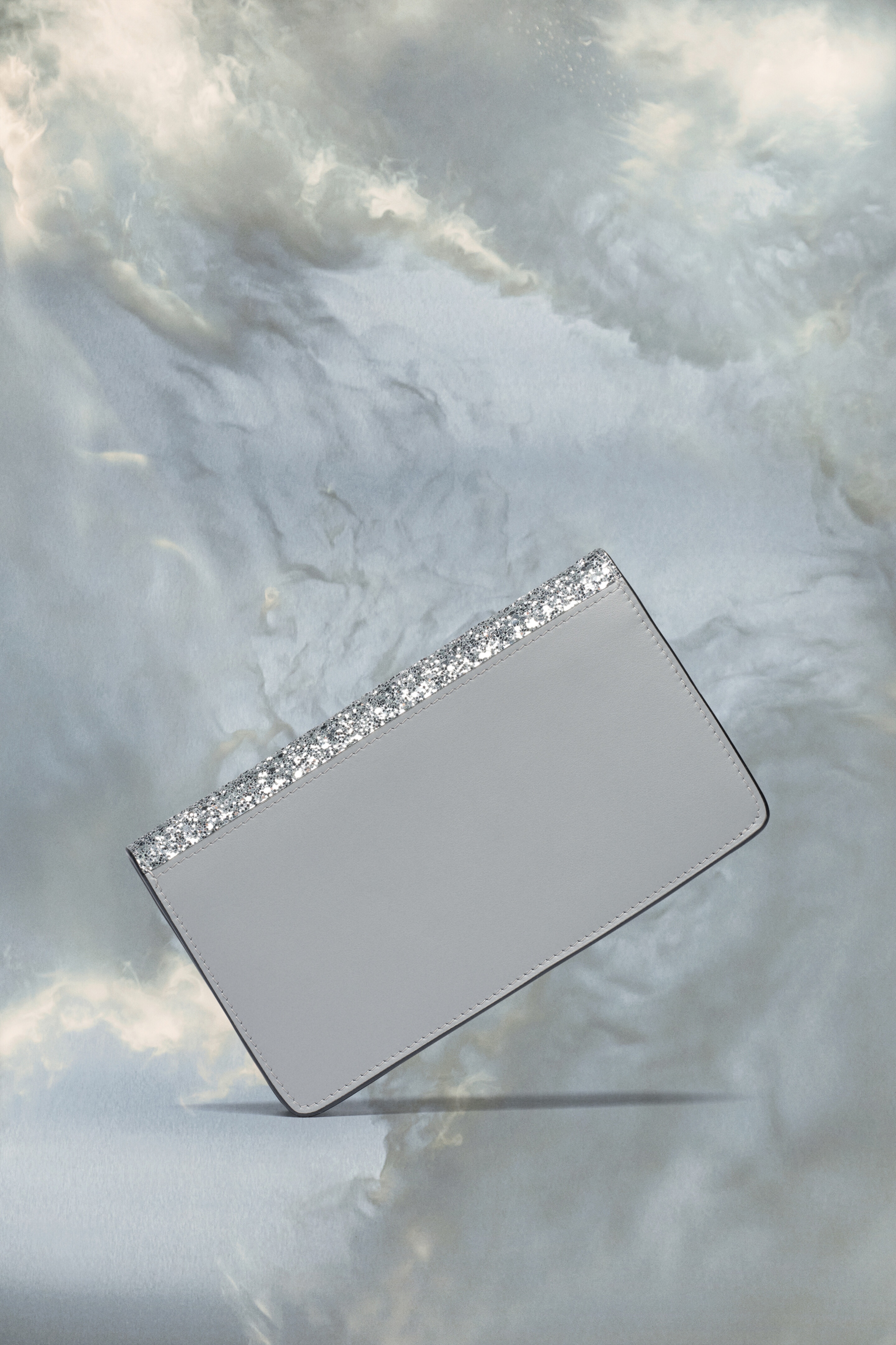 [Maison Margiela] Glitter Chain Wallet - ☆送料込☆ Glitter wallet on chain in silver - Maison Margiela | Mytheresa