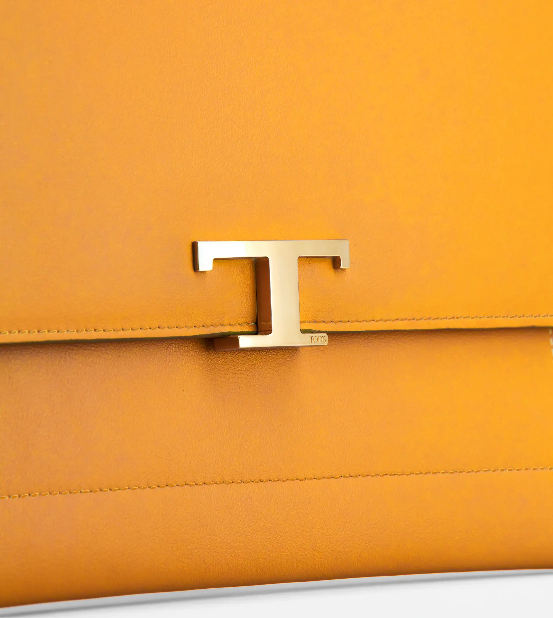 T TIMELESS ENVELOPE CLUTCH IN LEATHER LARGE - ORANGE - 4