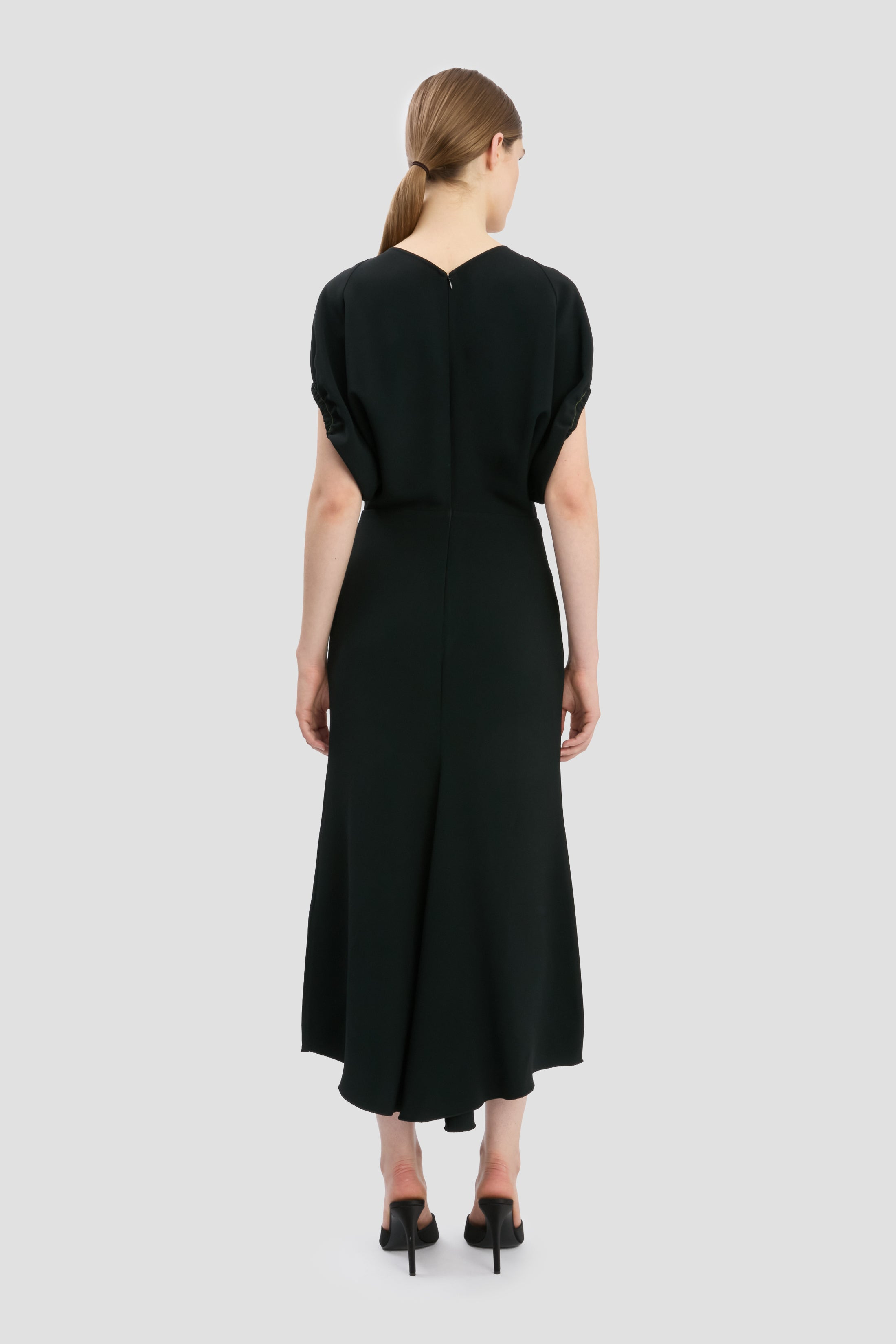 Blouson Detail Midi Dress In Black - 5