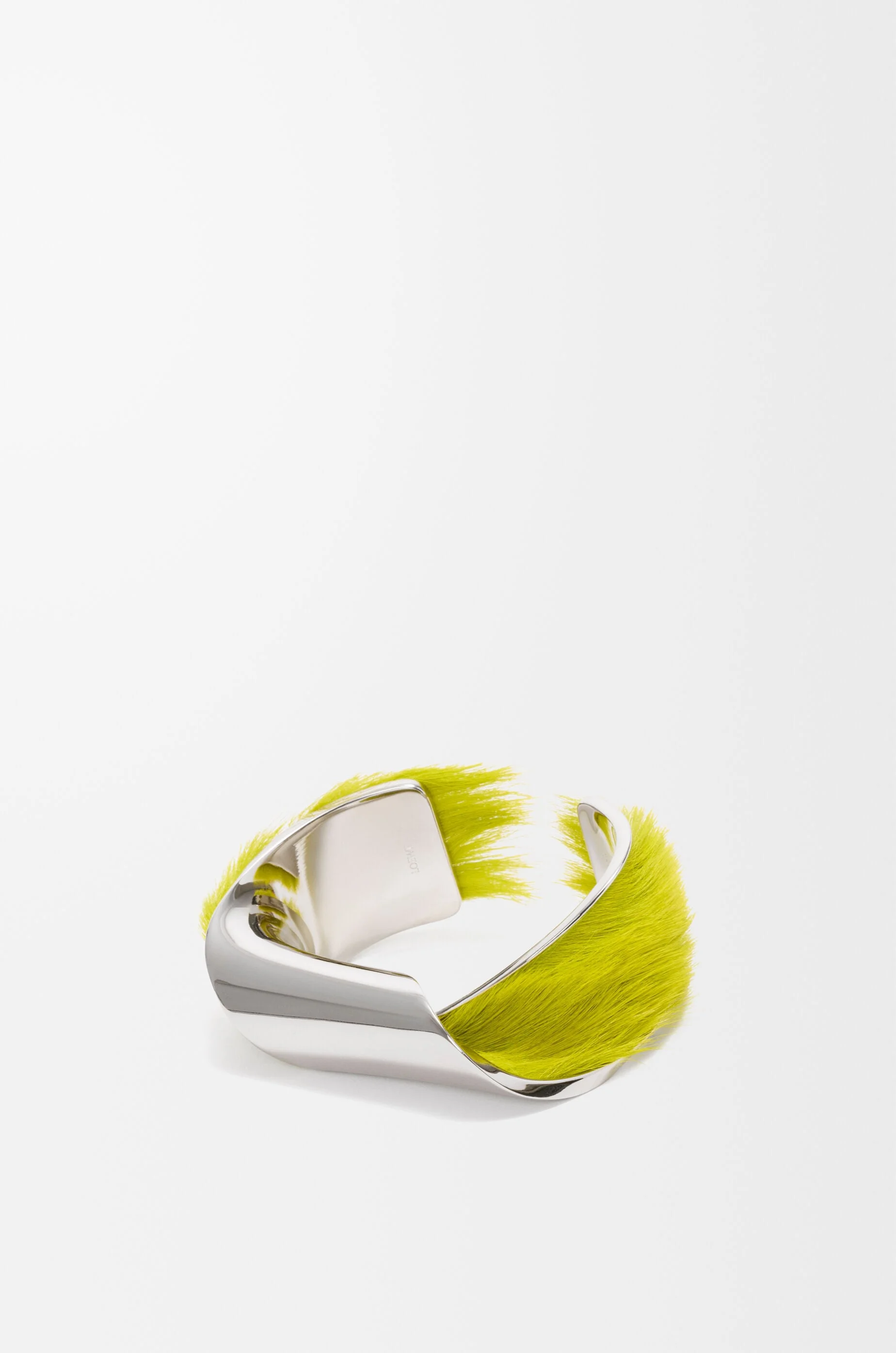 Thin twisted cuff in hairy calfskin - 1