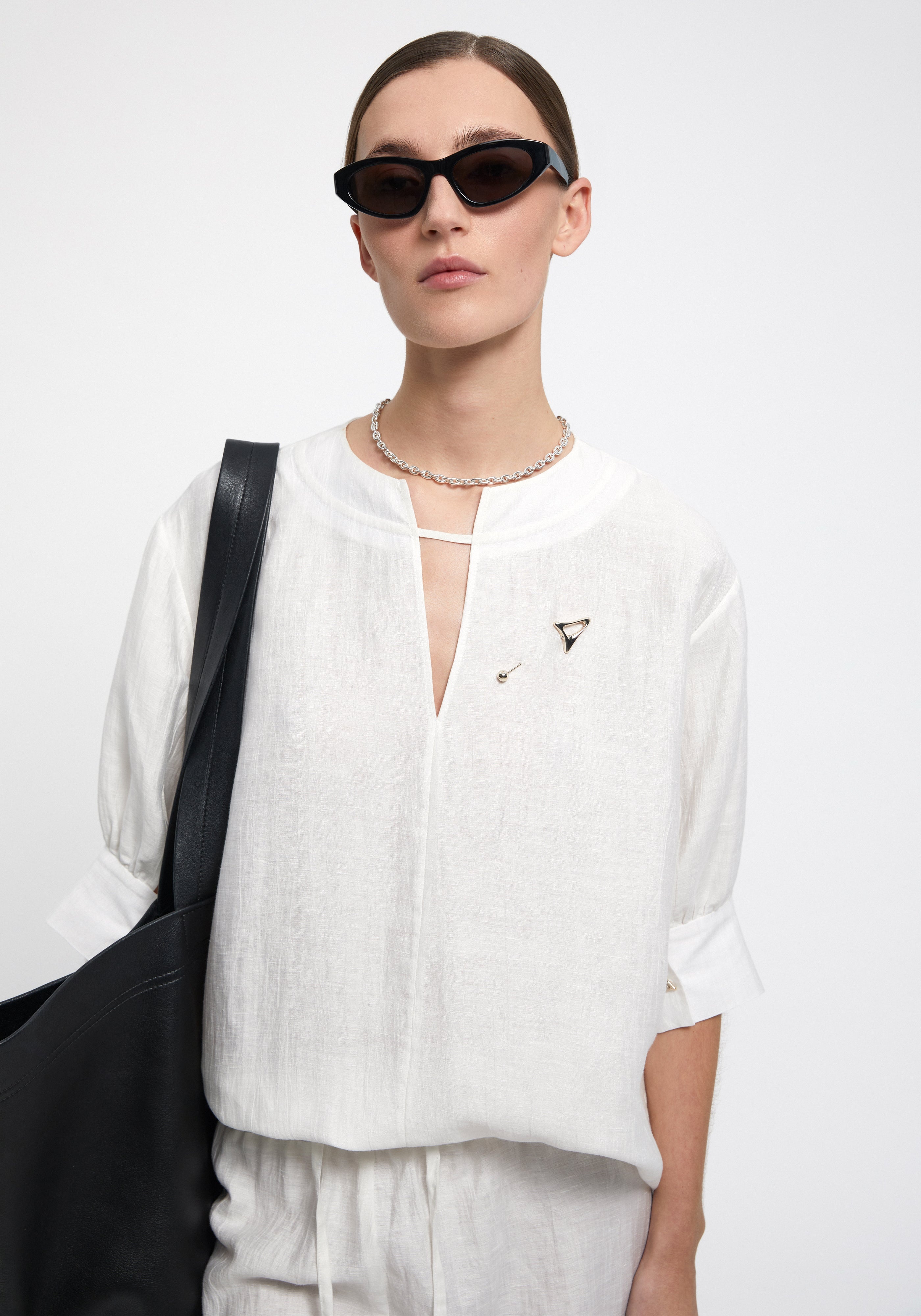 STACY
Linen blouse - 2