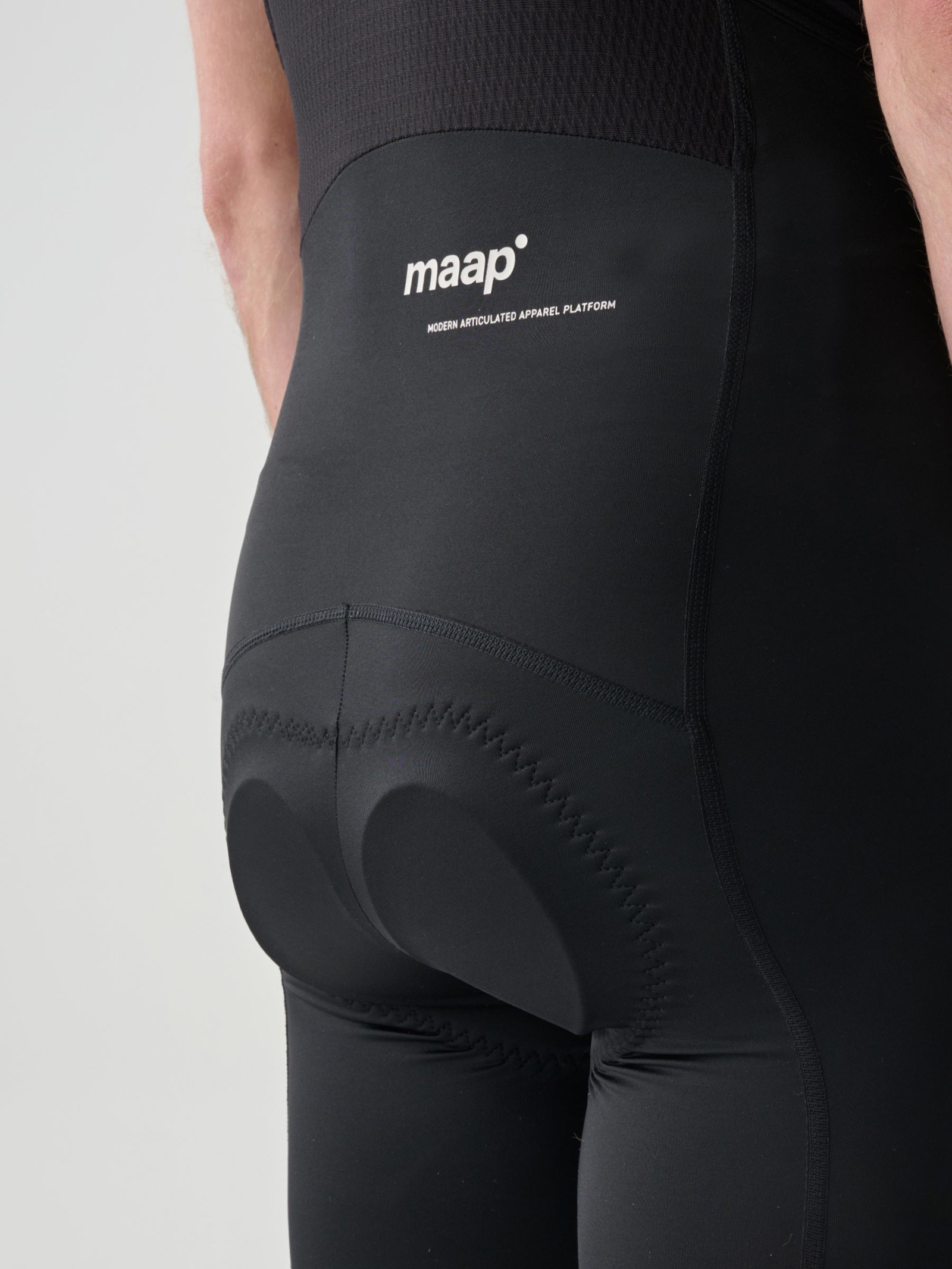 Training Bib 3.0 - 6