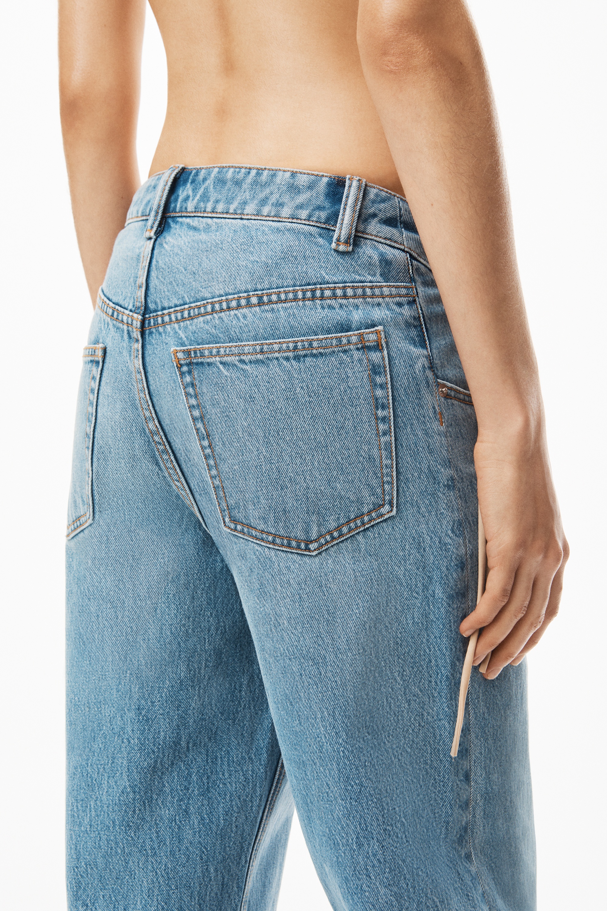 ASYMMETRICAL SLOUCHY JEAN IN DENIM - 5