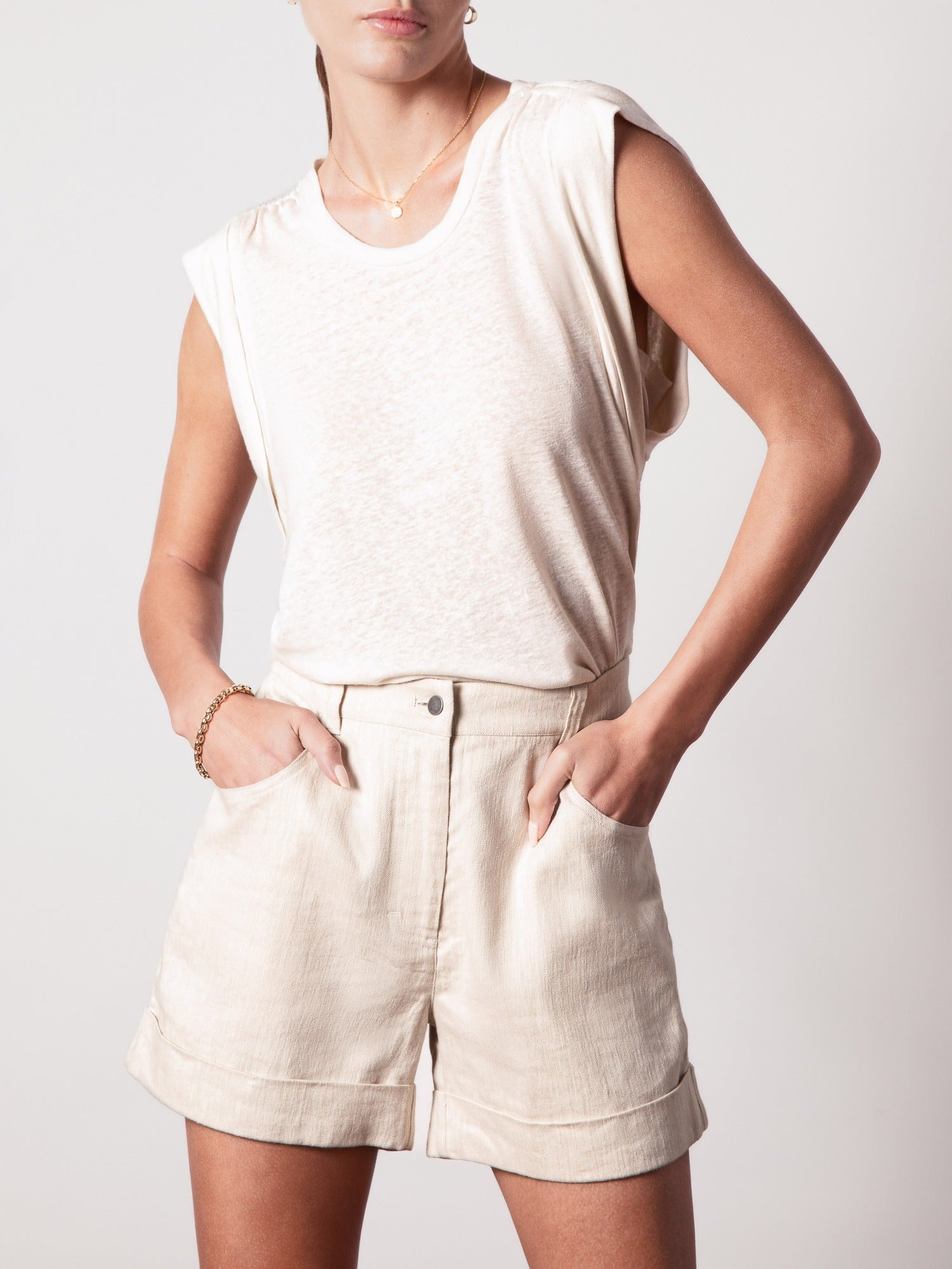 The Pippa Cuffed Short - 3