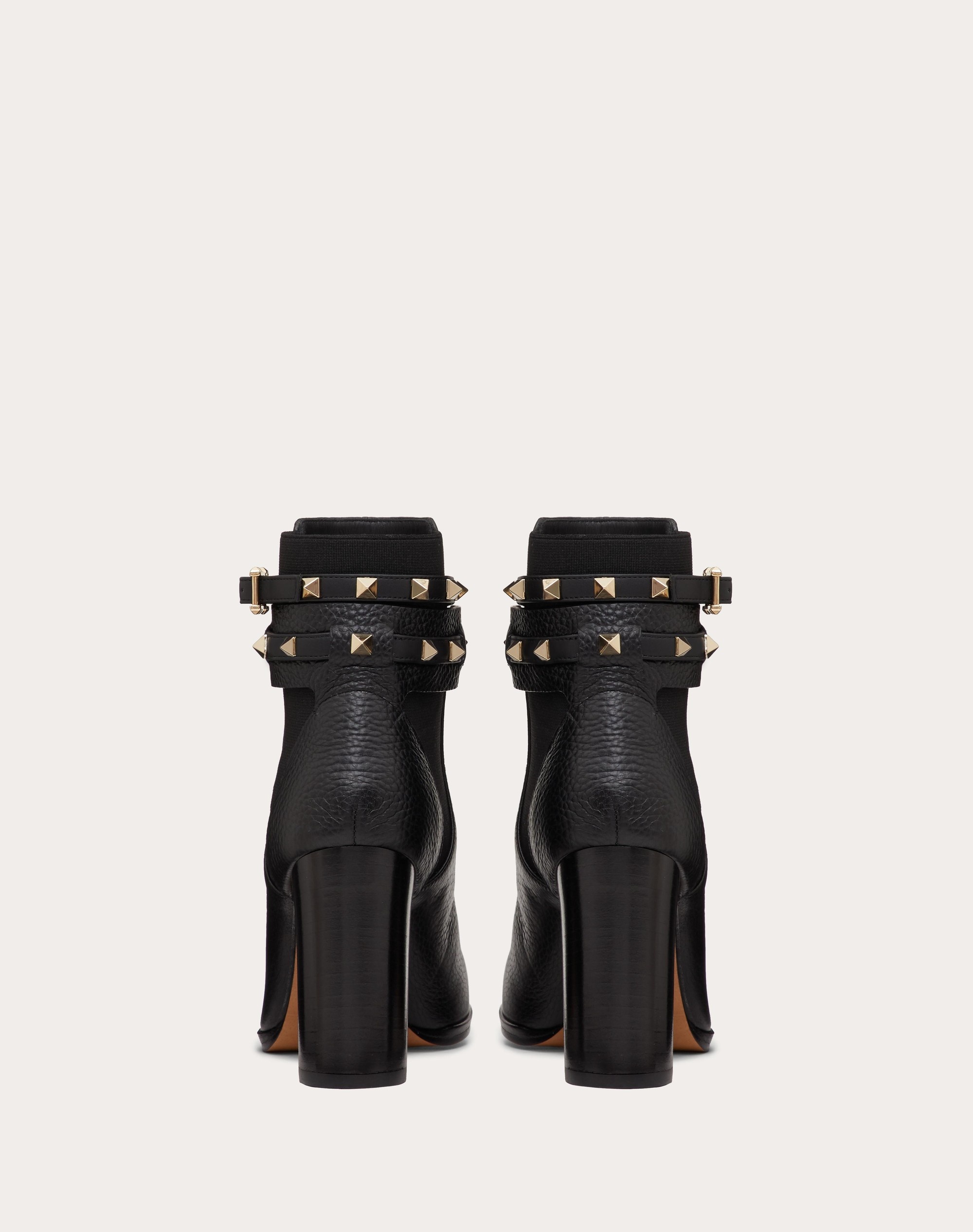 ROCKSTUD GRAINY CALFSKIN ANKLE BOOT 90 MM - 3