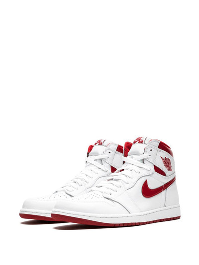 Jordan Air Jordan 1 Retro High OG metallic red outlook