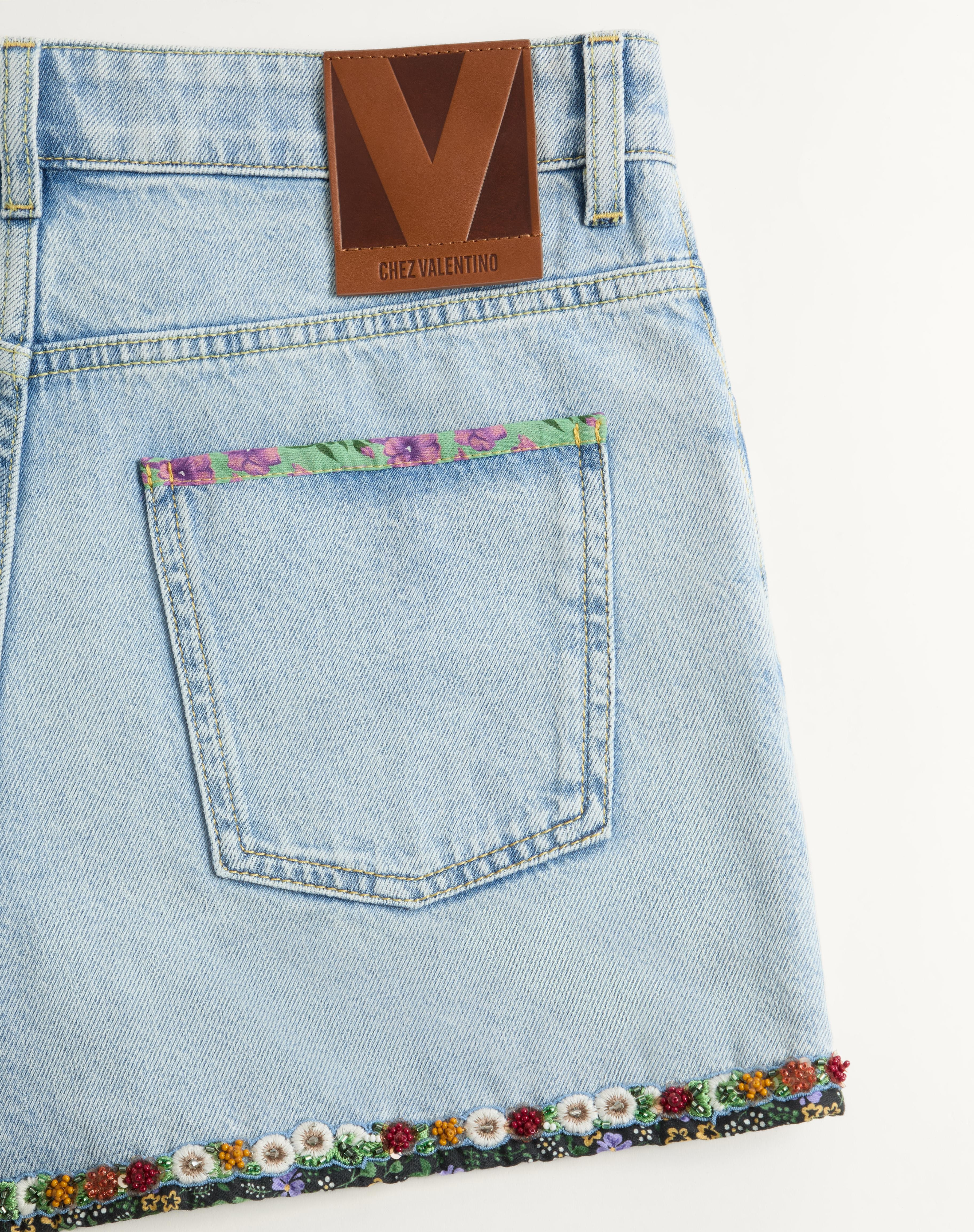 EMBROIDERED DENIM SHORTS - 6