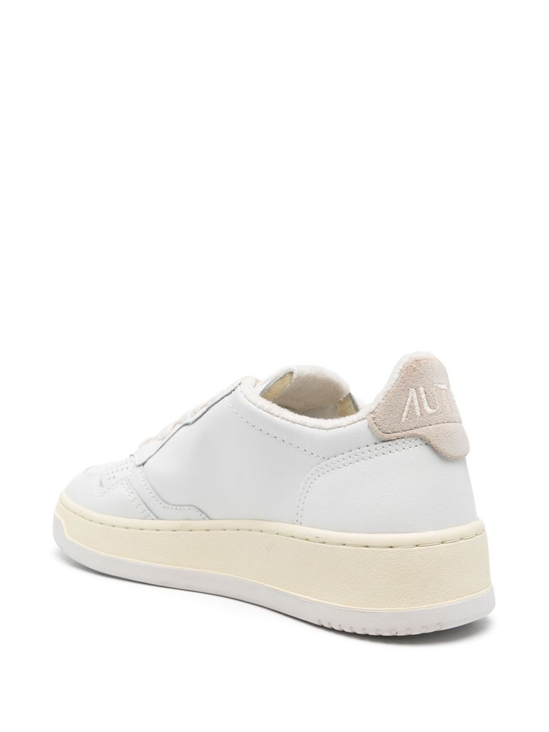 Medalist sneakers 3