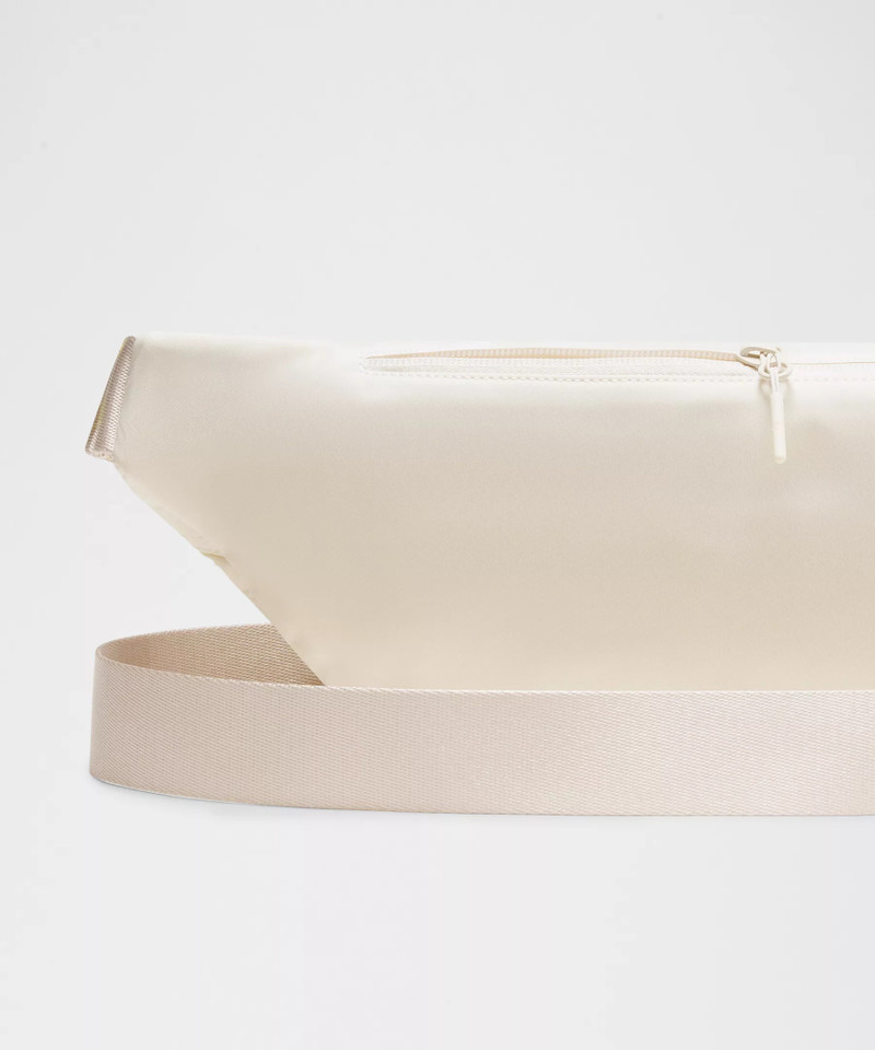 Everywhere Belt Bag Extra Large 4L *Metal 6