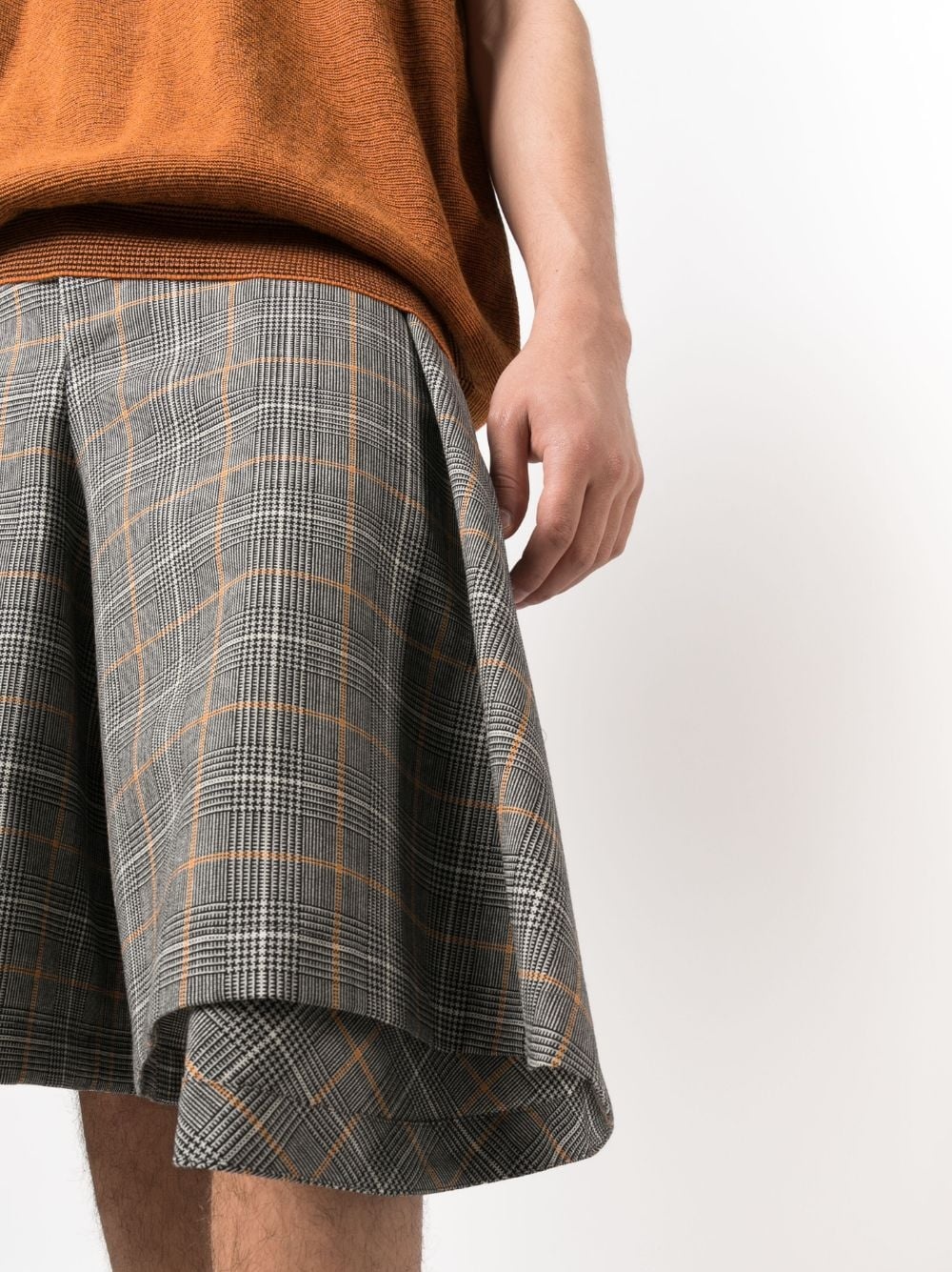 aysmmetric plaid pleated shorts - 5