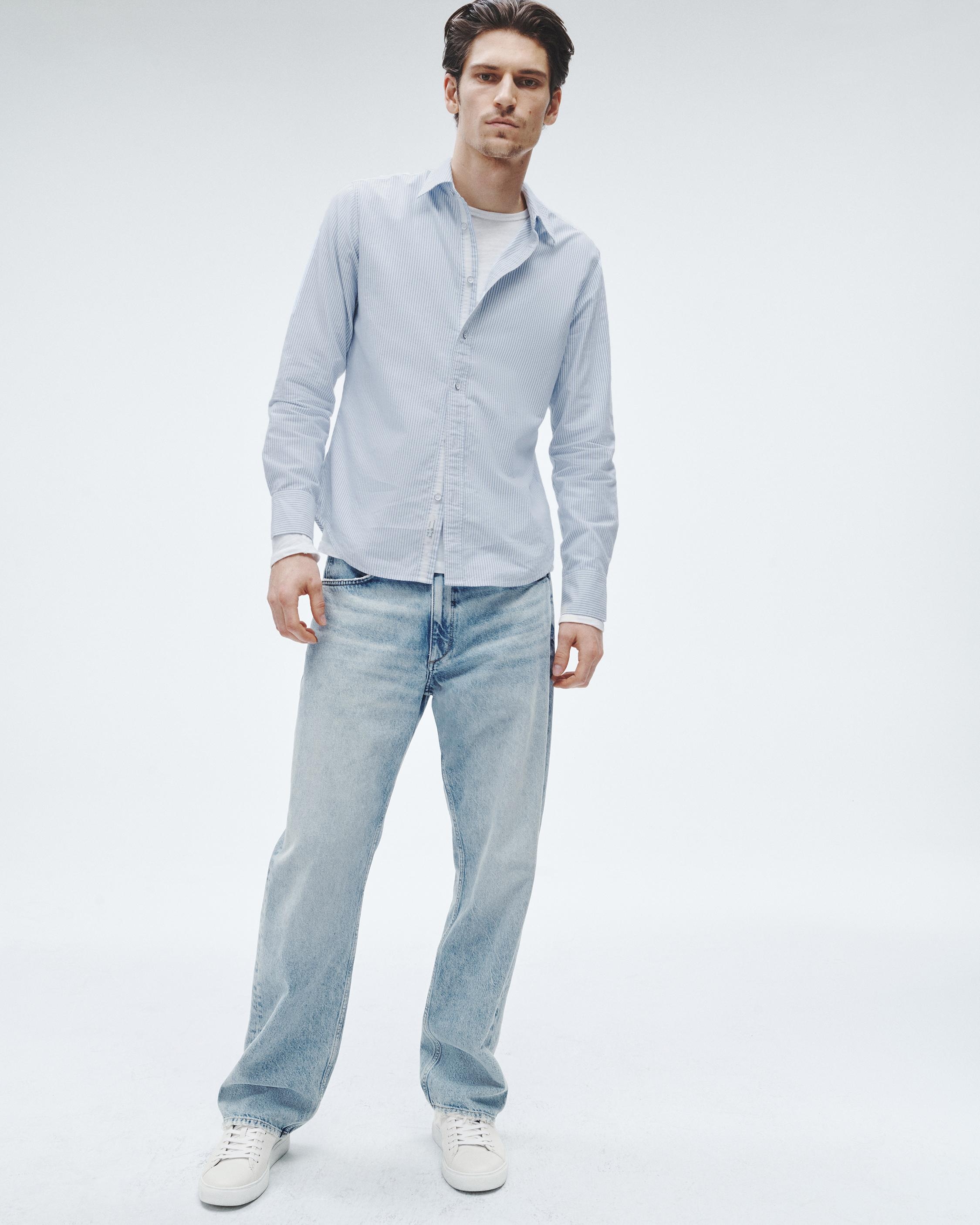 Fit 4 - Skylight
Straight Fit Authentic Rigid Jean - 2