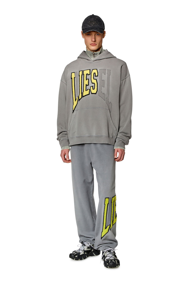 Diesel S-BOXT-HOOD outlook