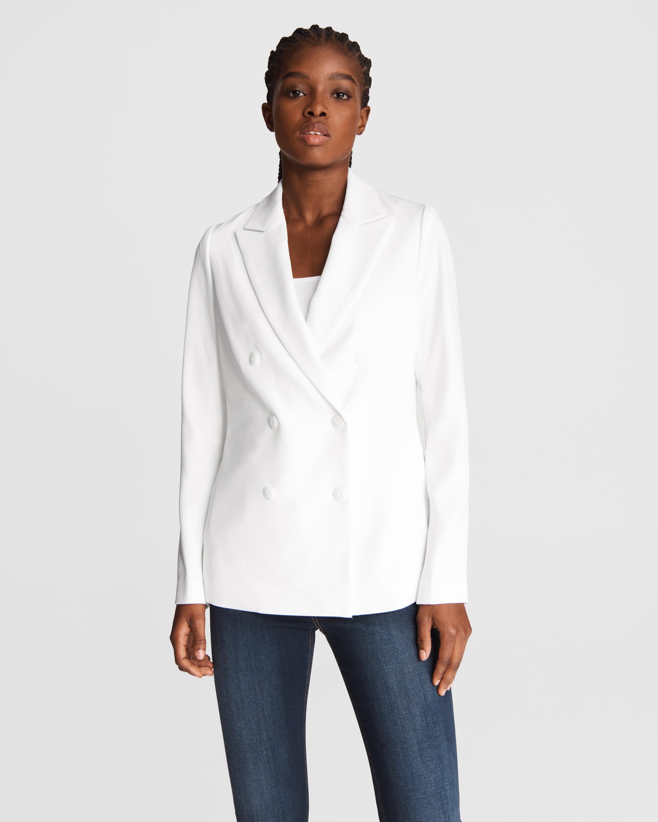 Nyx Crepe Blazer
Classic Fit Blazer - 1