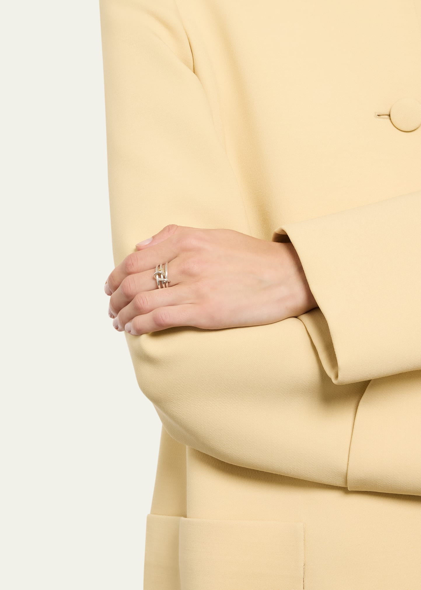 Acacia SG Gris Three Link Ring in Sterling Silver and 18K Gold with Grey Diamonds - 2