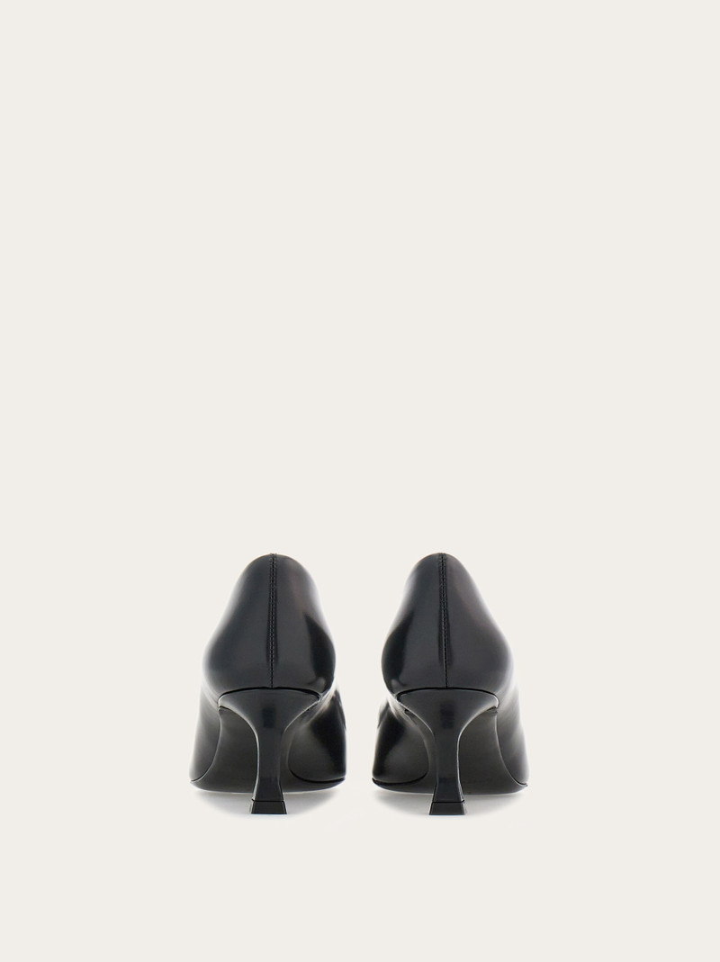 Vara bow pump 4