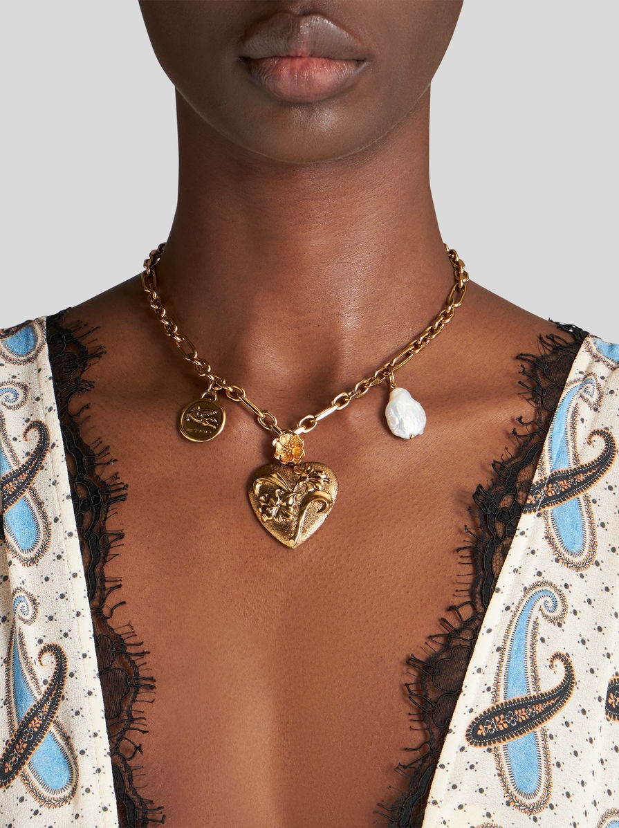 TWO-STRAND NECKLACE WITH PENDANTS 2