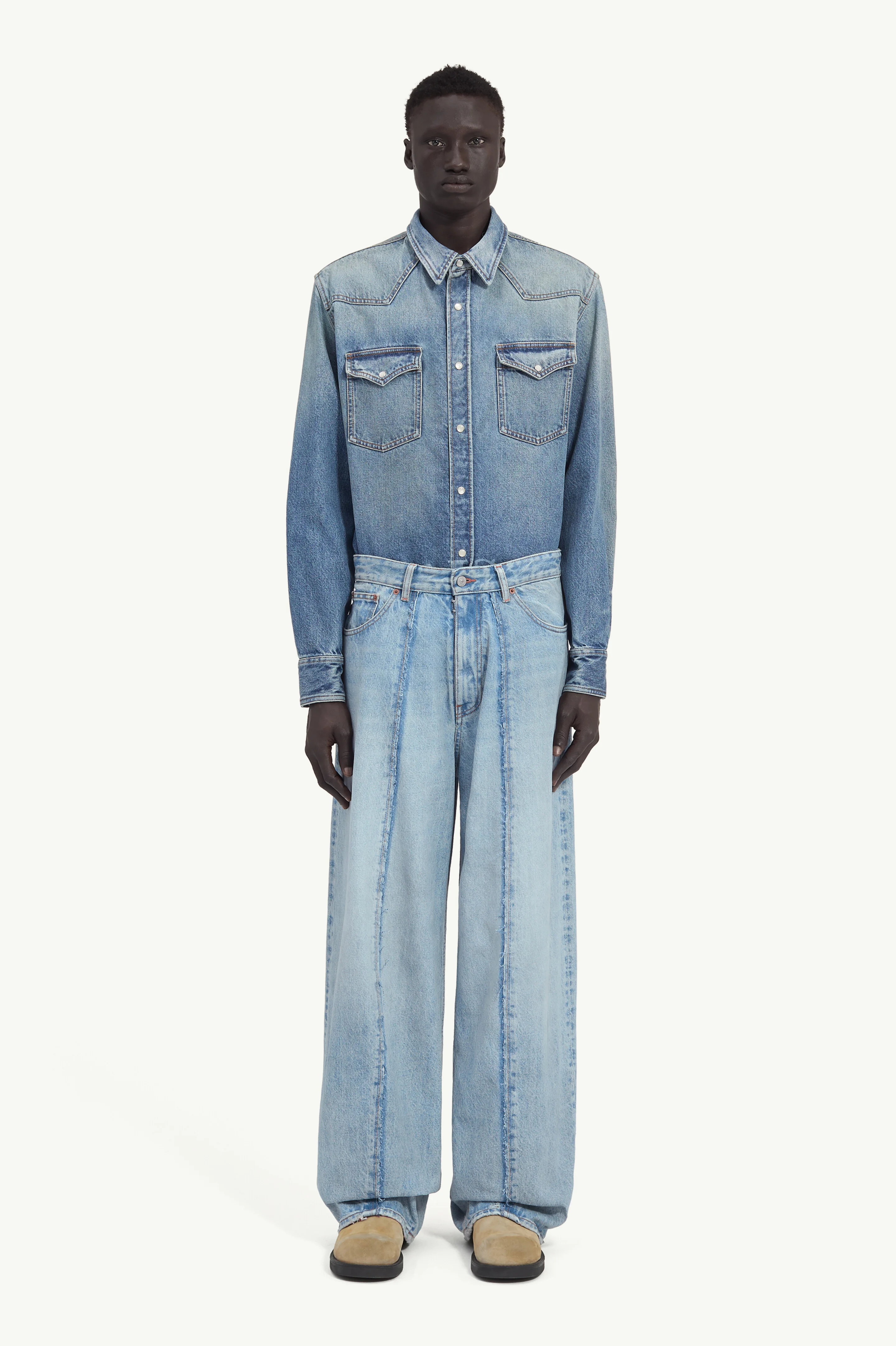 Wide-leg jeans - 1