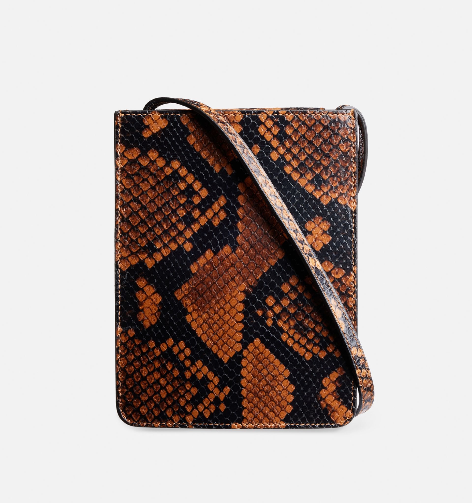 Ami De Coeur Vertical Pouch - 4