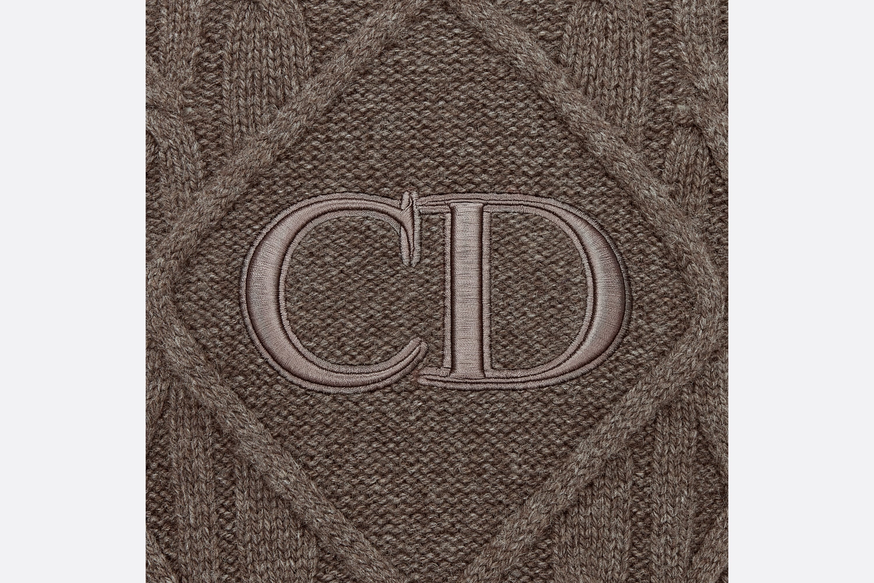 Sweater with CD Signature - 3