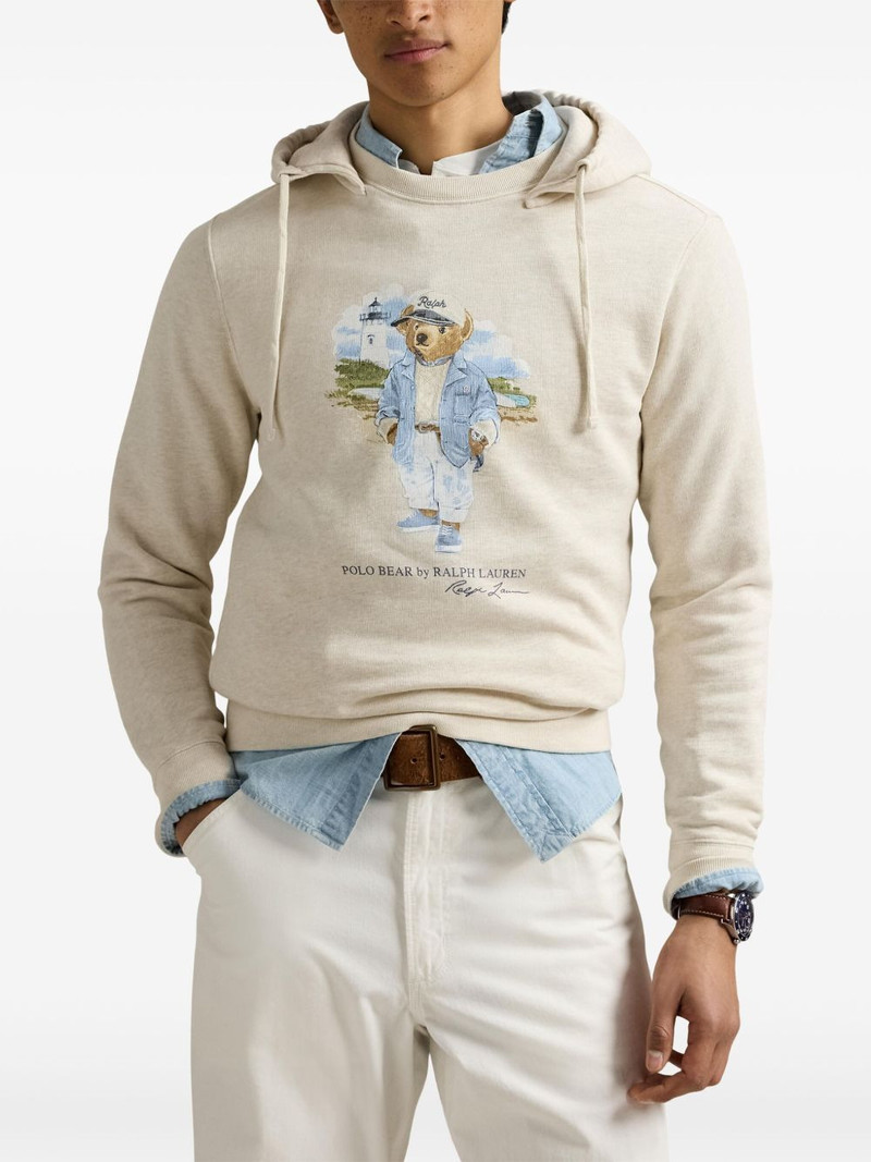 Bear-motif hoodie 3