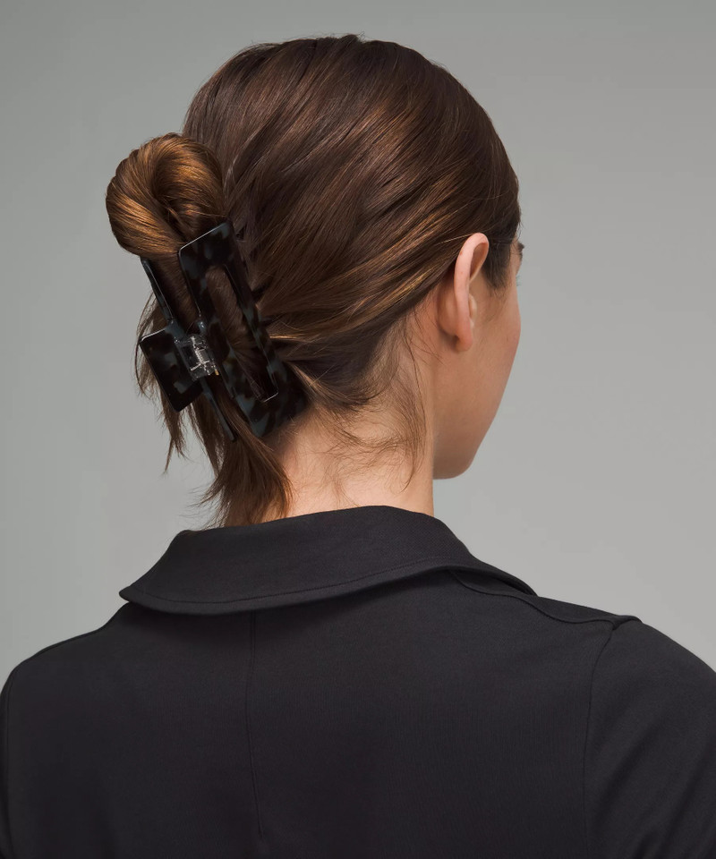 lululemon Extra Large Claw Hair Clip outlook