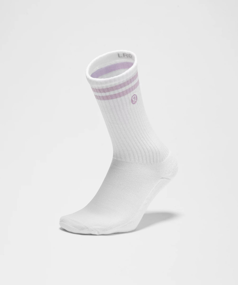 Unisex Daily Essential Crew Socks 3 Pack *Stripe 3