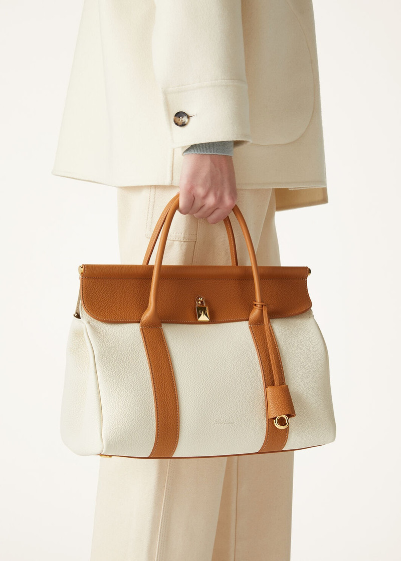 Loro Piana Loom bag L32 outlook