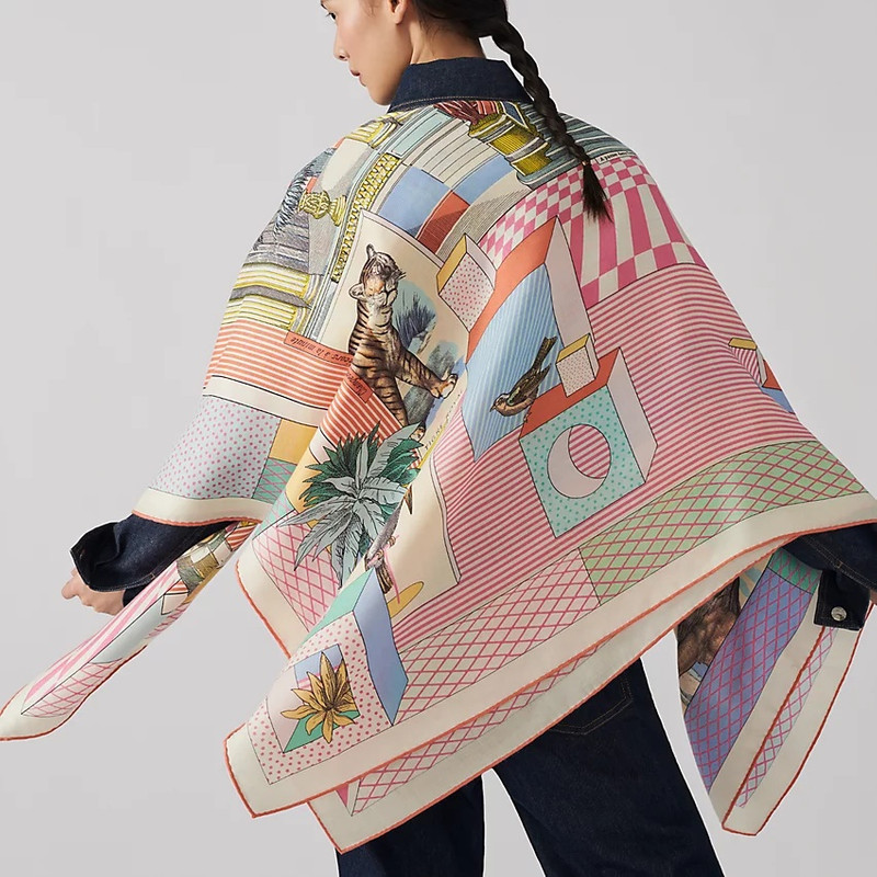 Hermès Grand Theatre Nouveau shawl 140 outlook