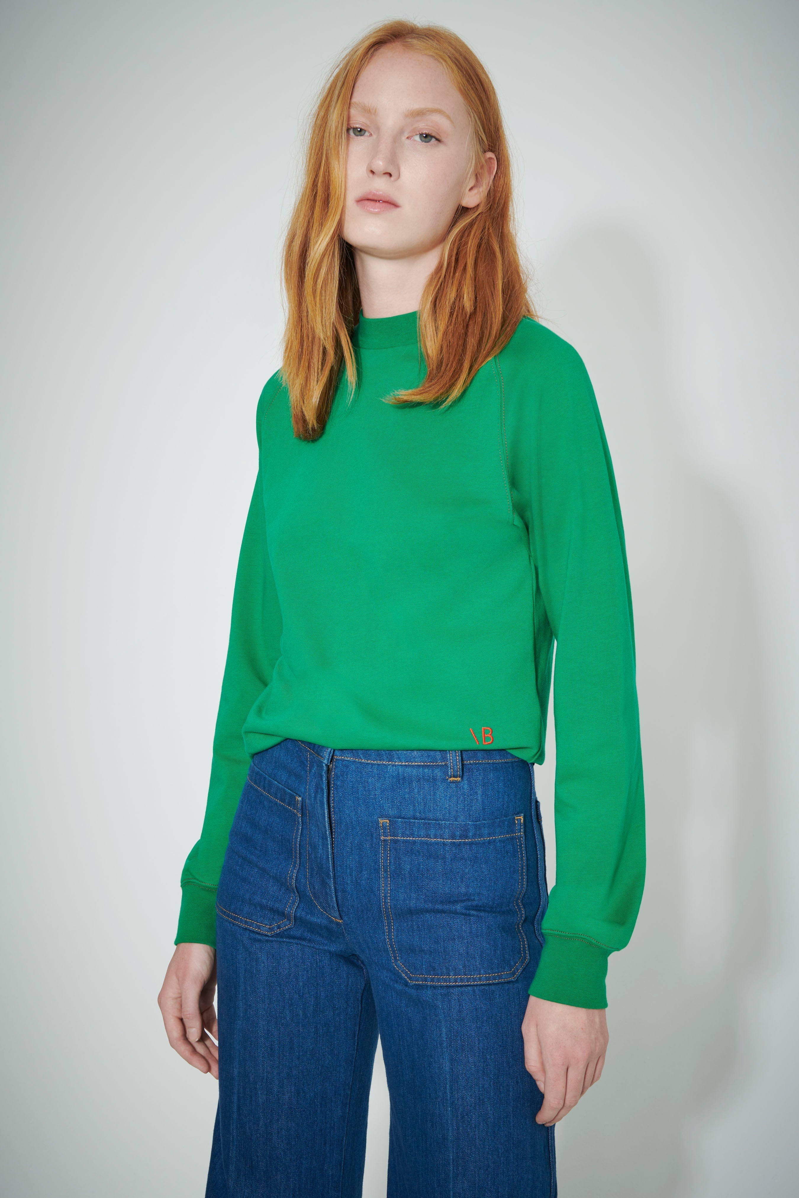 Long Sleeve Sweatshirt in Green - 3