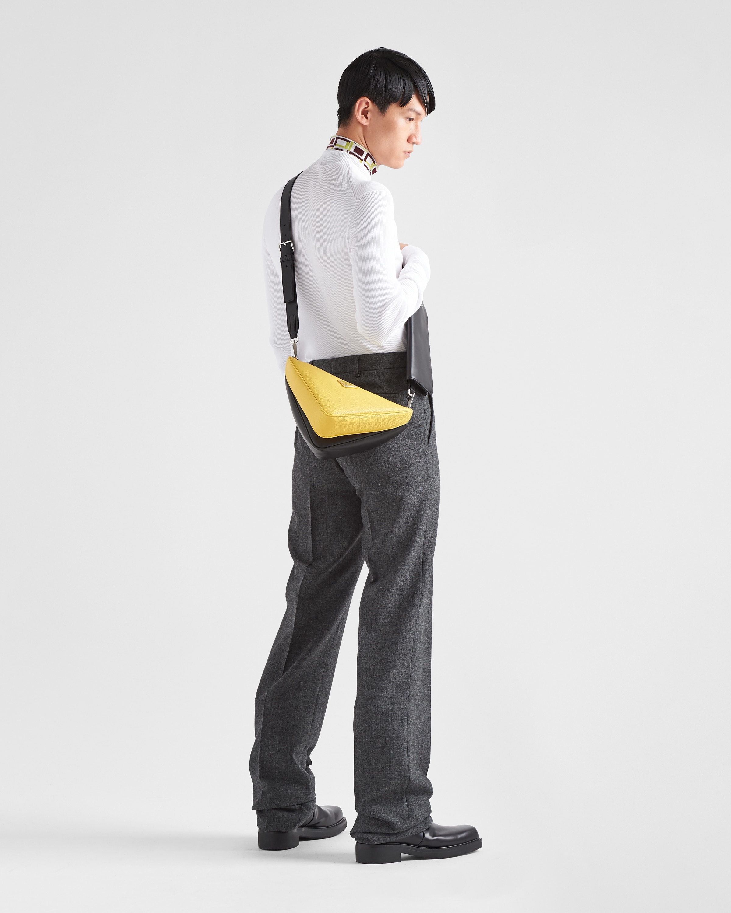 Saffiano leather and leather shoulder bag - 2