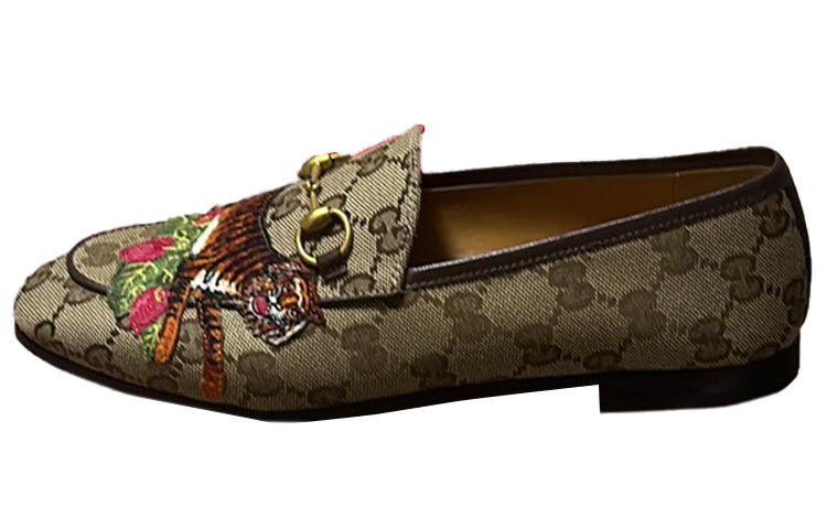 (WMNS) Gucci Embroidered Round Toe Loafer 'Beige' 687584-KY980-9763 - 2
