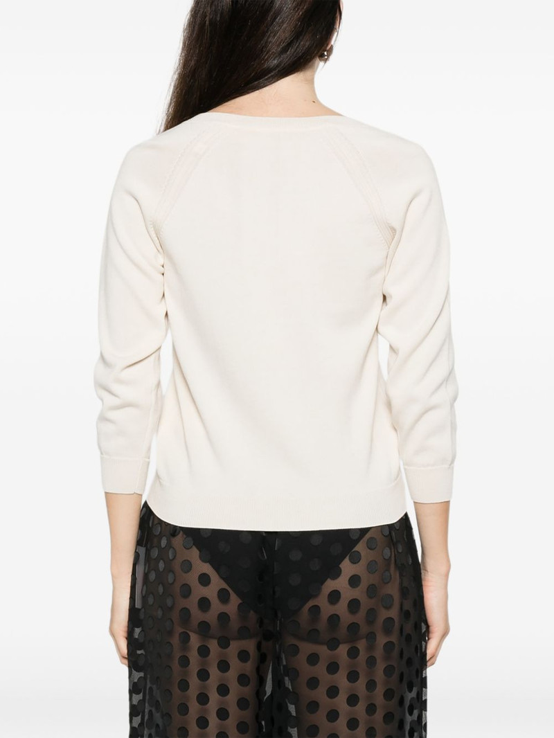 V-neck top 4