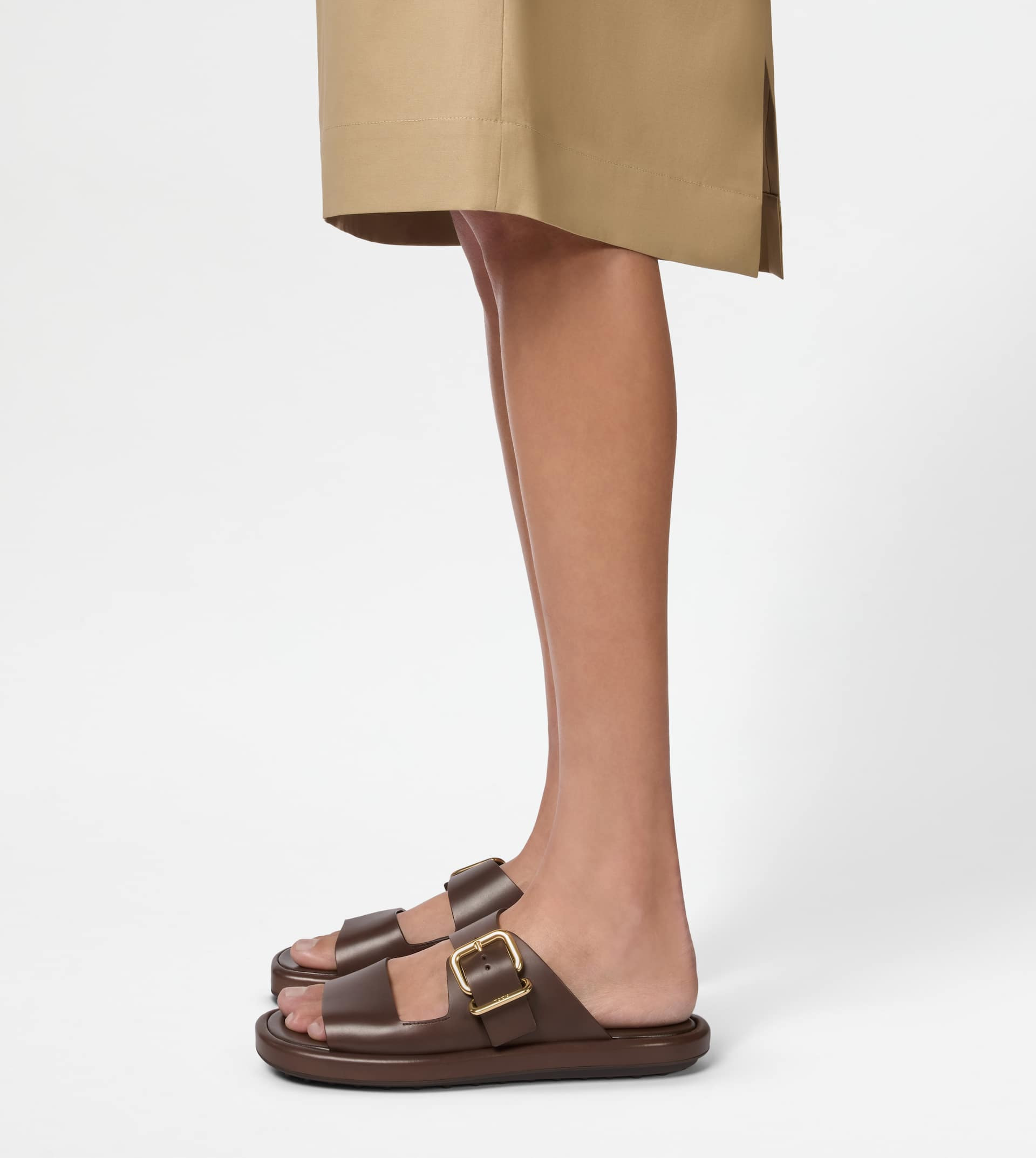 SANDALS IN LEATHER - BROWN - 6