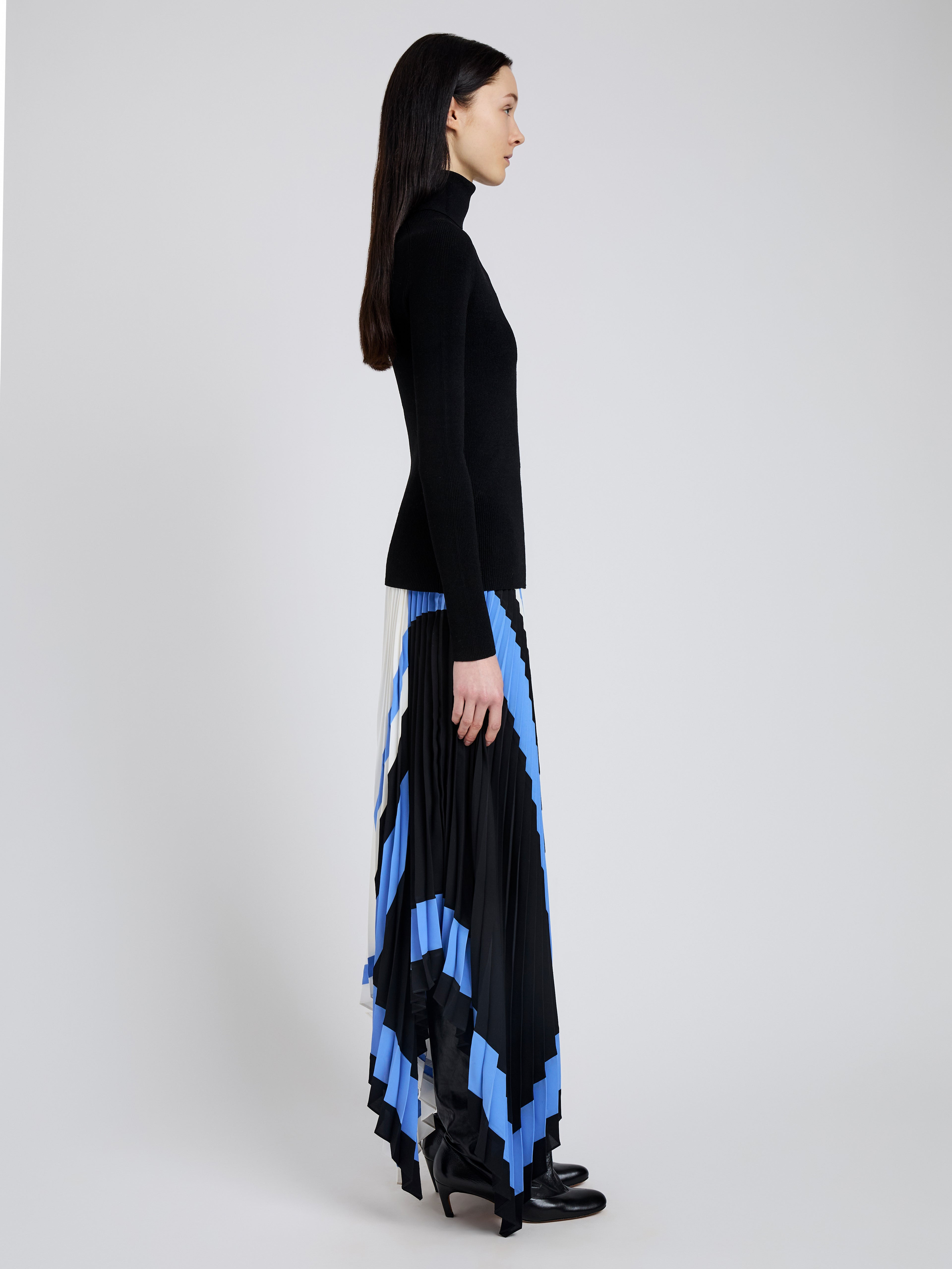 Emilia Skirt in Technical Crepe - 3