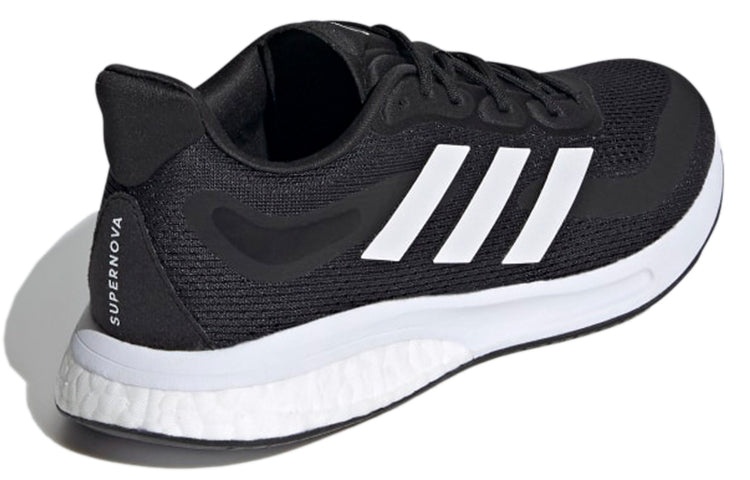 (WMNS) adidas Supernova 'Black White' S42545 - 4