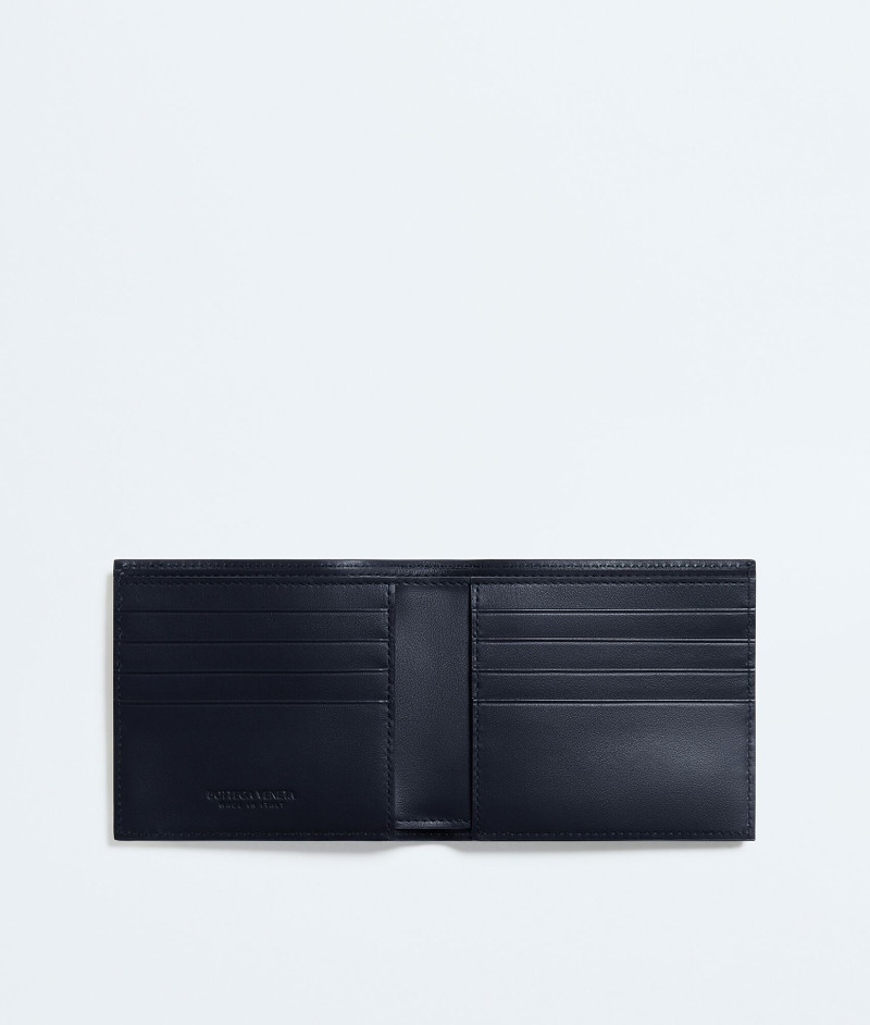 Bottega Veneta Intrecciato Bi-Fold Wallet outlook