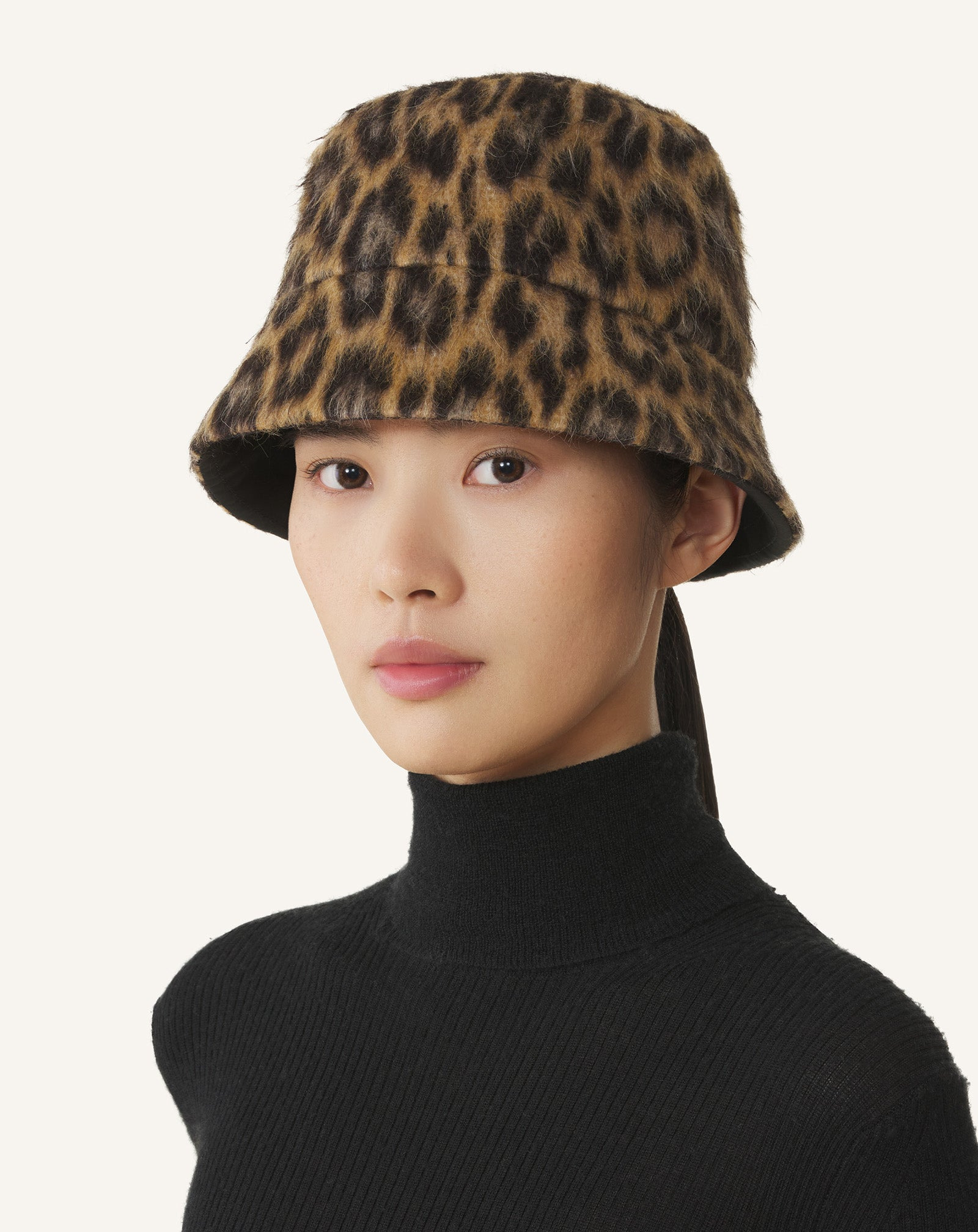 LEOPARD PRINT REVERSIBLE BUCKET HAT - 7