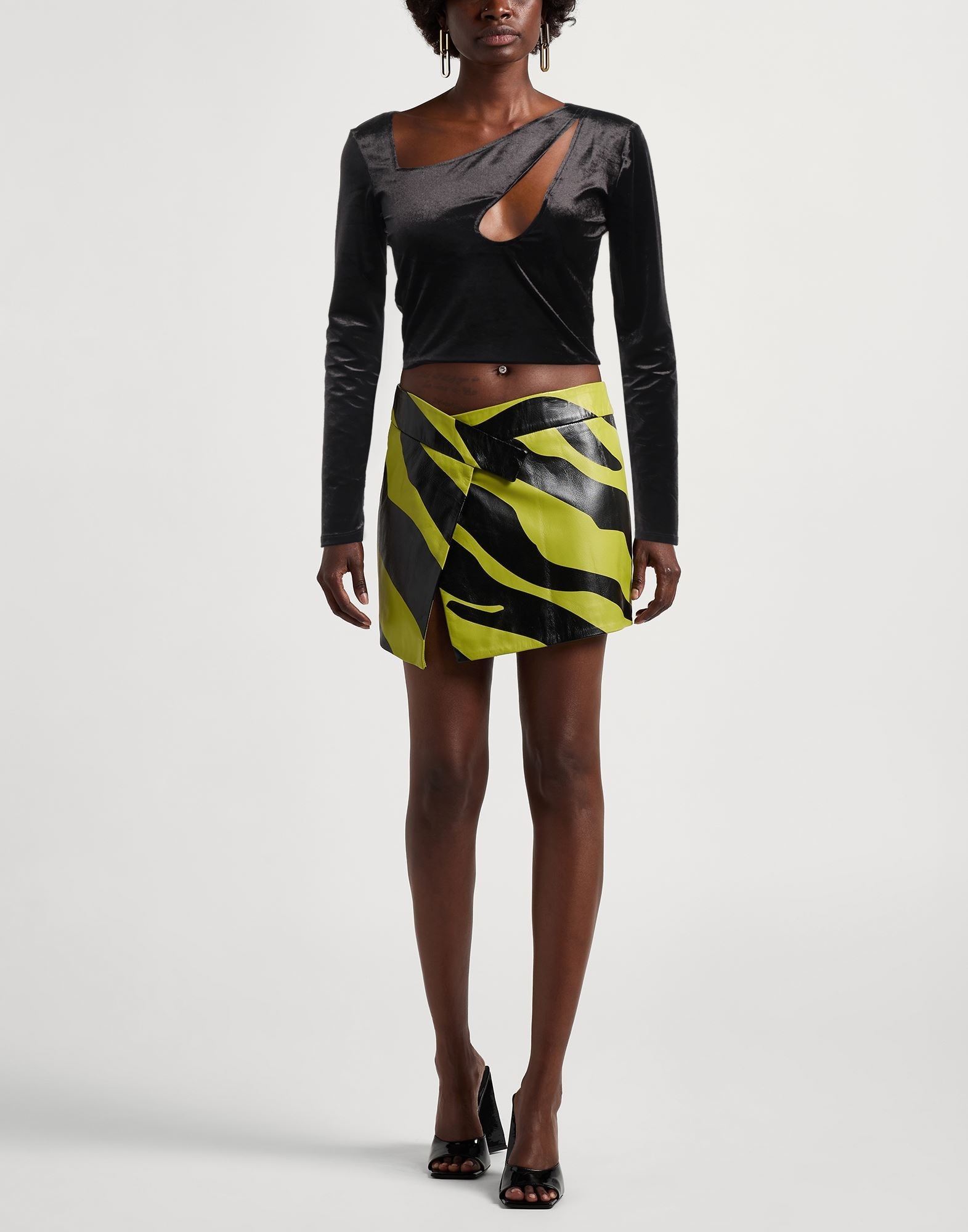 Black Women's Top - 2