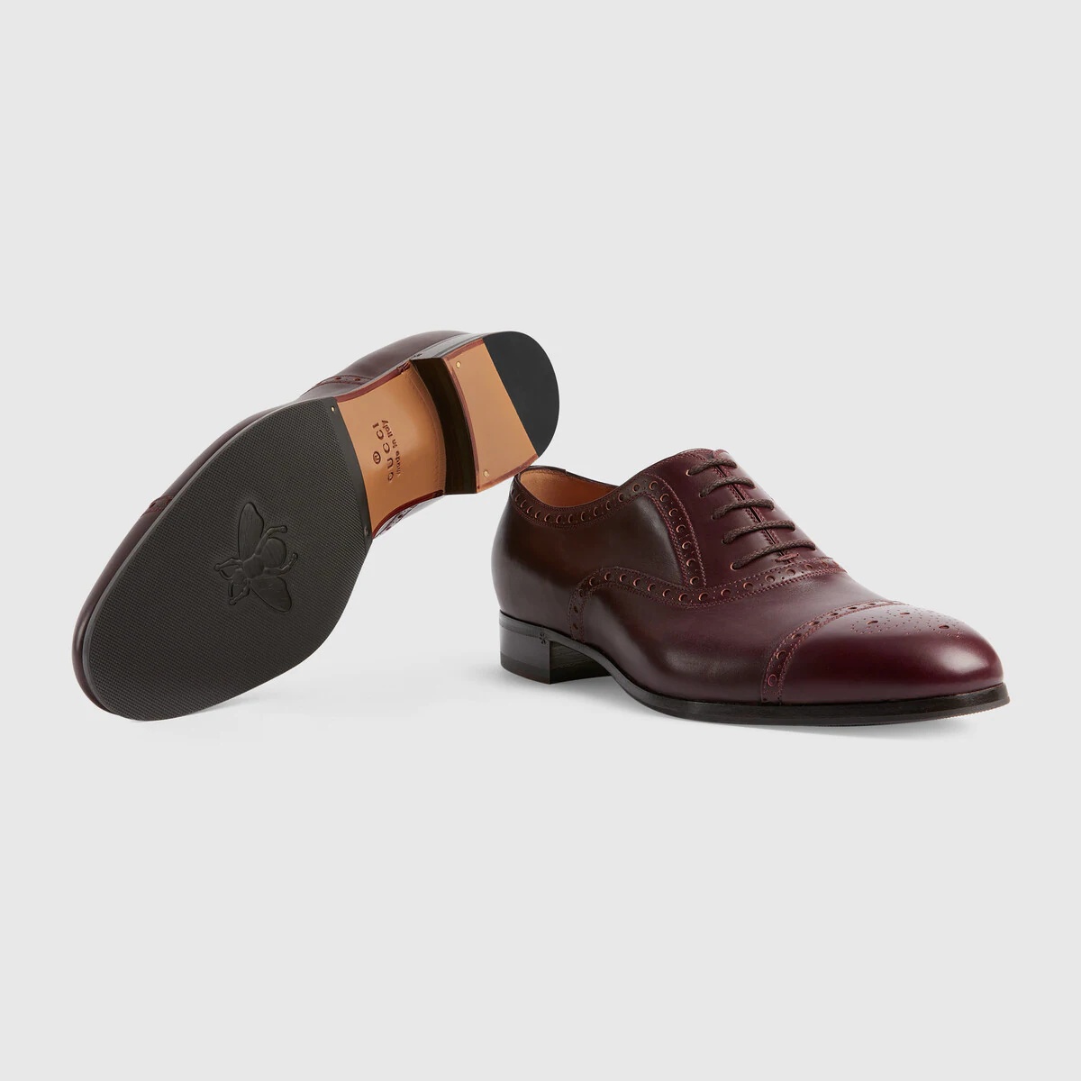 Men's shoe with brogue details - 5