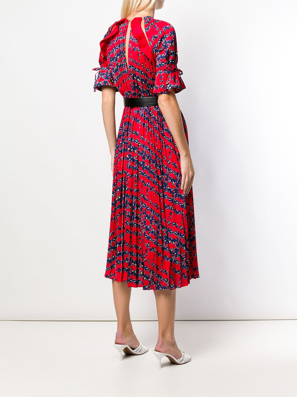 pleated short-sleeve flared dress - 4