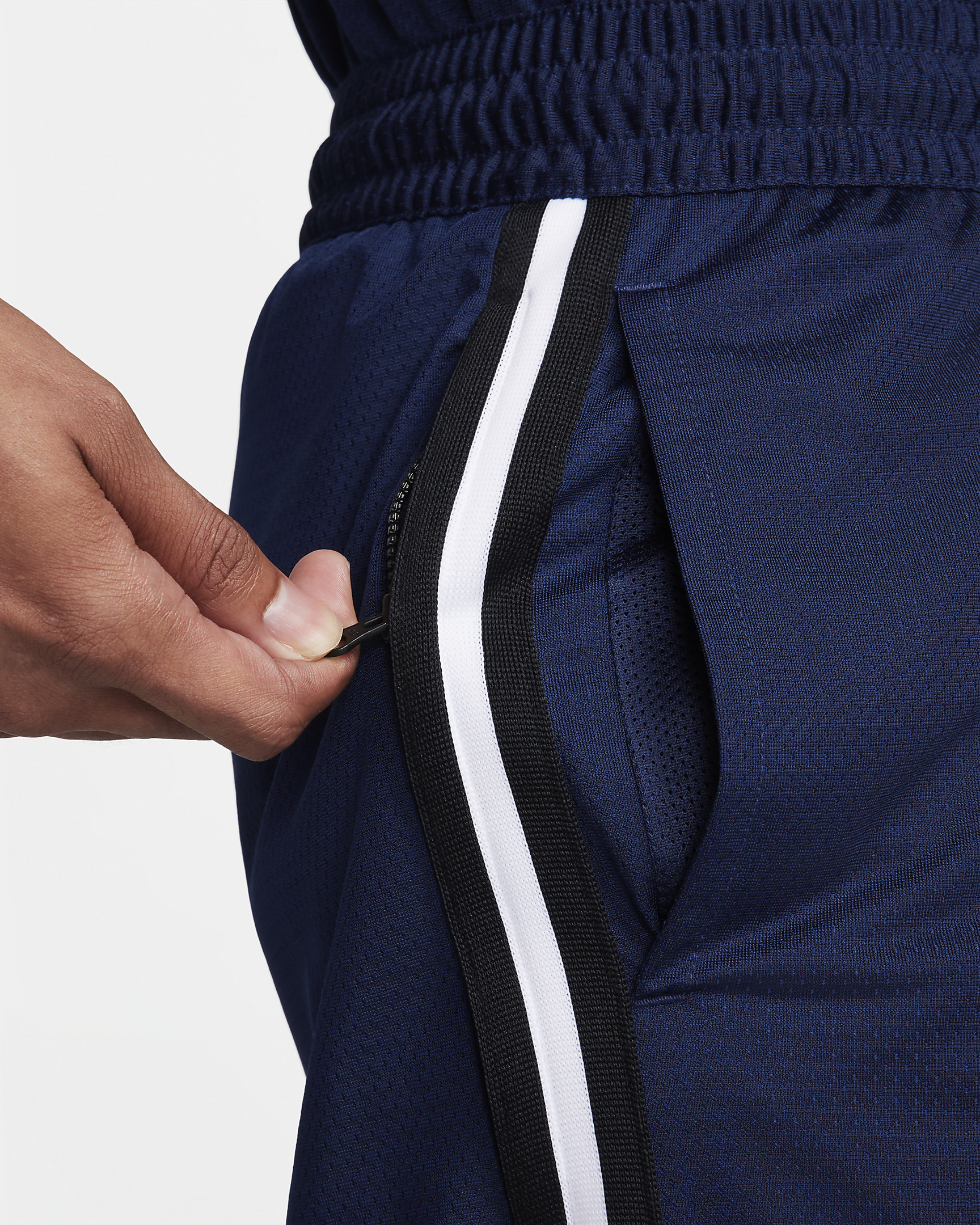 Nike DNA Men's Dri-FIT 10" Basketball Shorts - 6