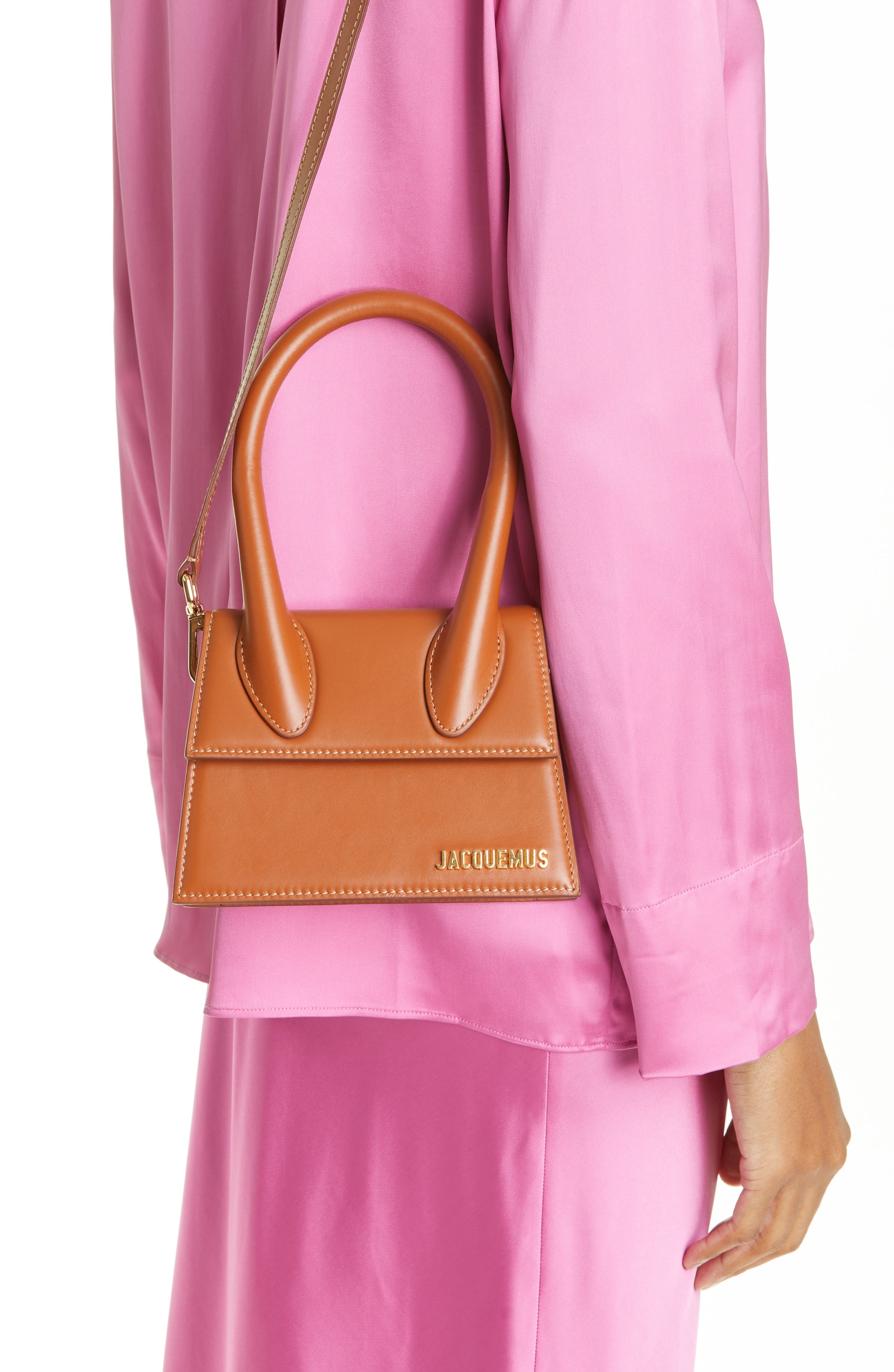 Jacquemus Le Chiquito Moyen Leather Top Handle Bag in Light Brown at Nordstrom - 4