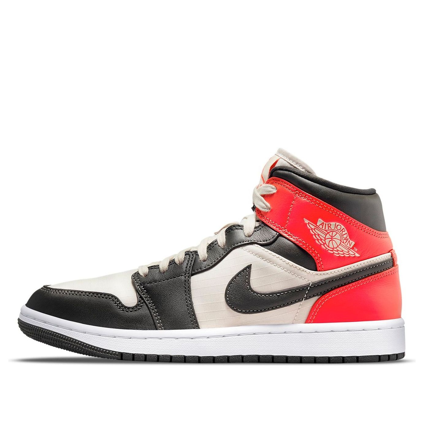 (WMNS) Air Jordan 1 Mid SE 'Newsprint' DQ6078-100 - 1