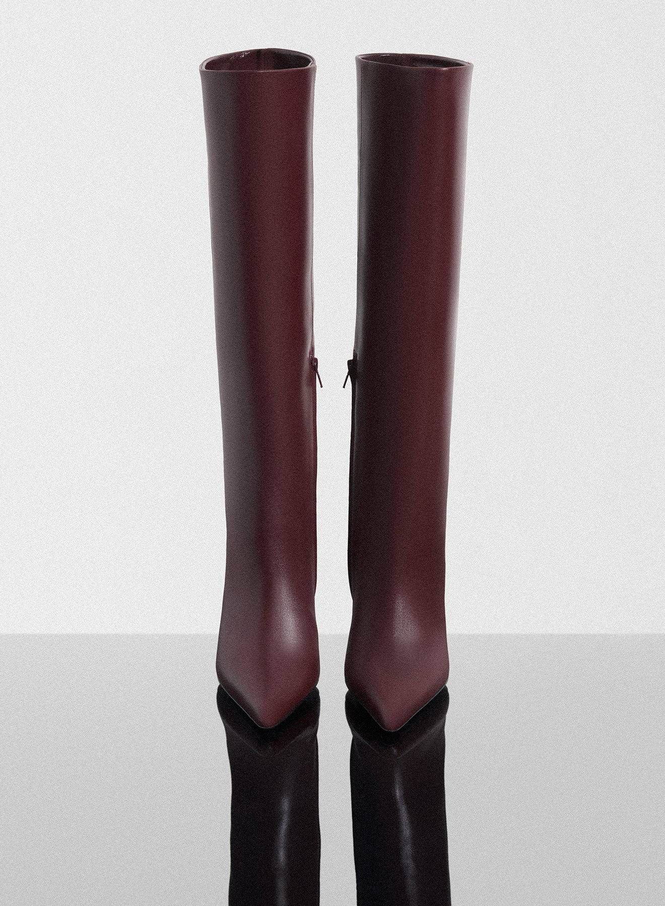 burgundy curved heel knee-high boots - 4