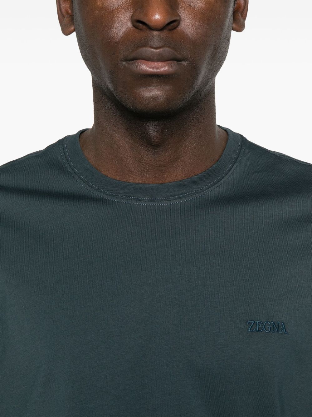 logo-embroidered T-shirt - 4